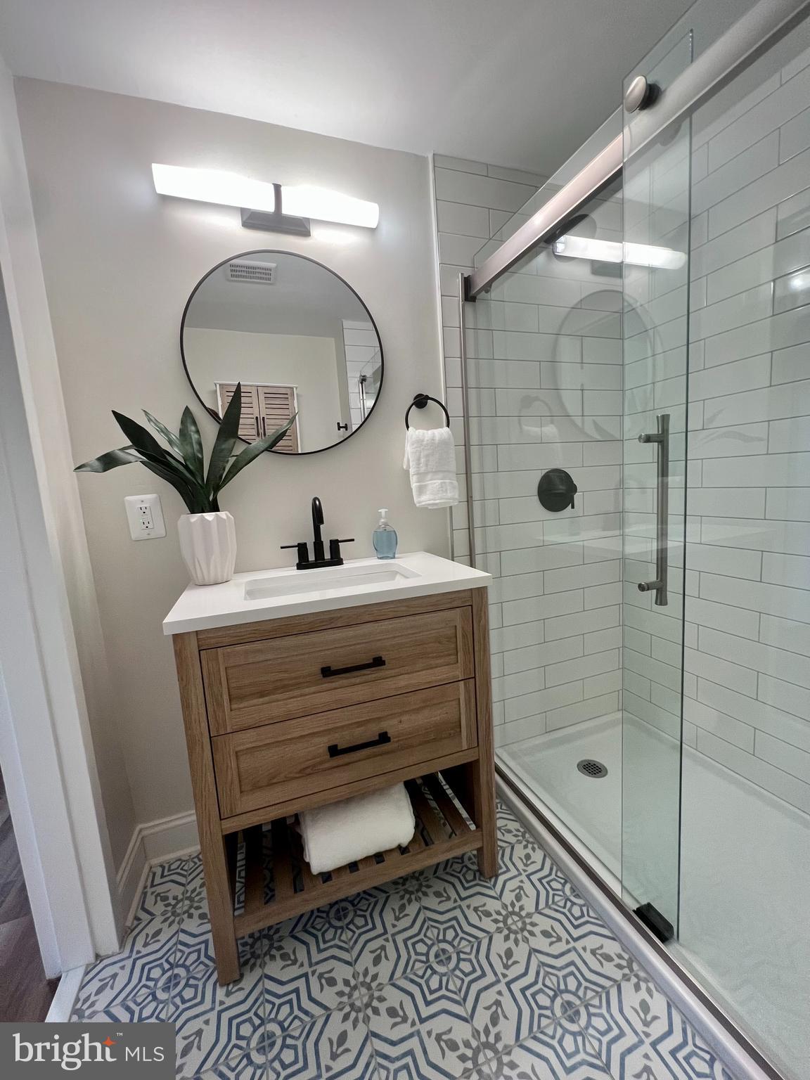 WEST SPRING - Residential