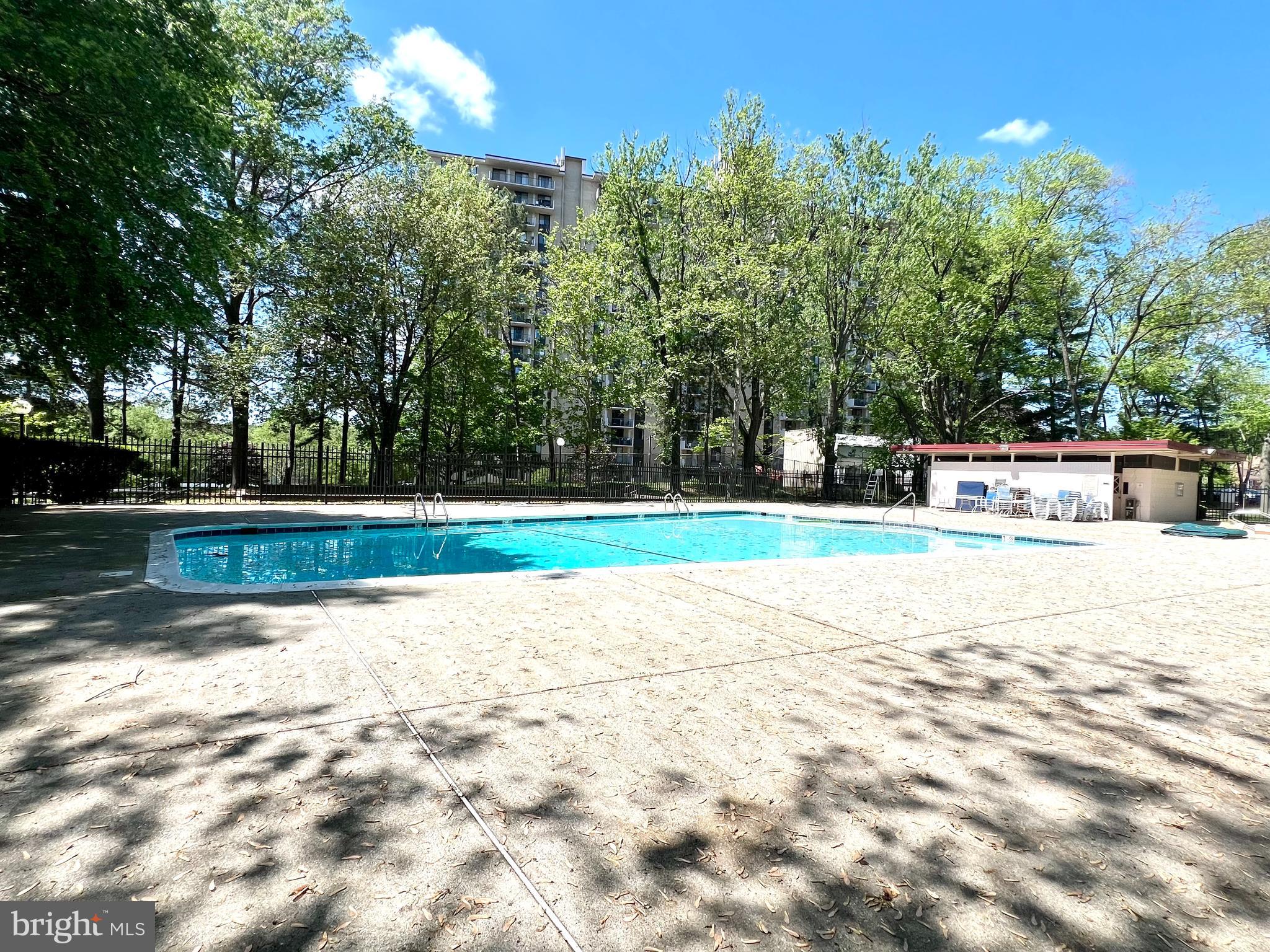 WEST SPRING - Residential