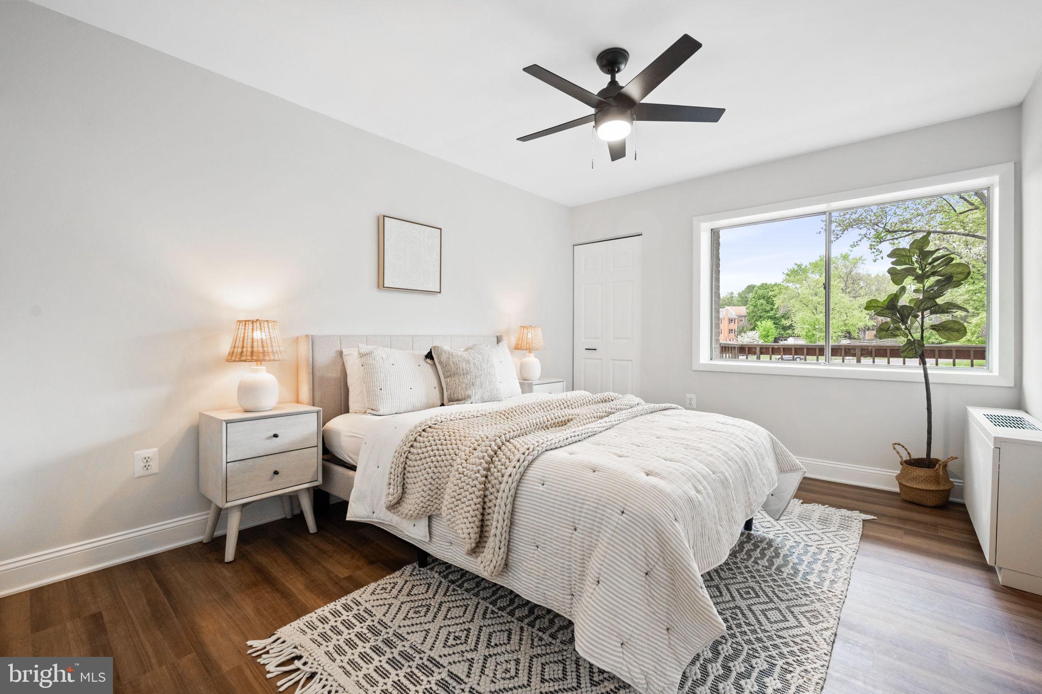 WEST SPRING - Residential