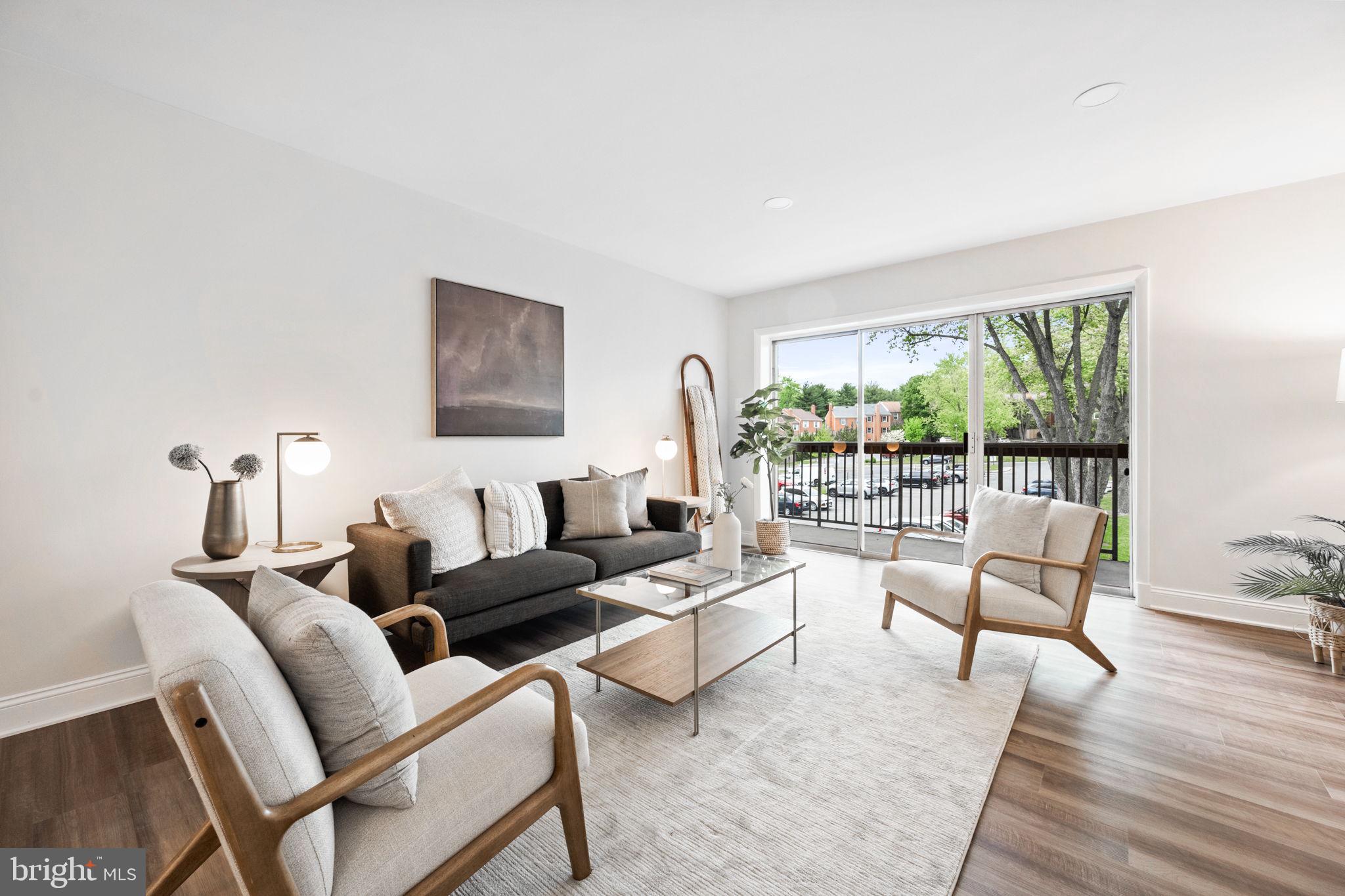 WEST SPRING - Residential