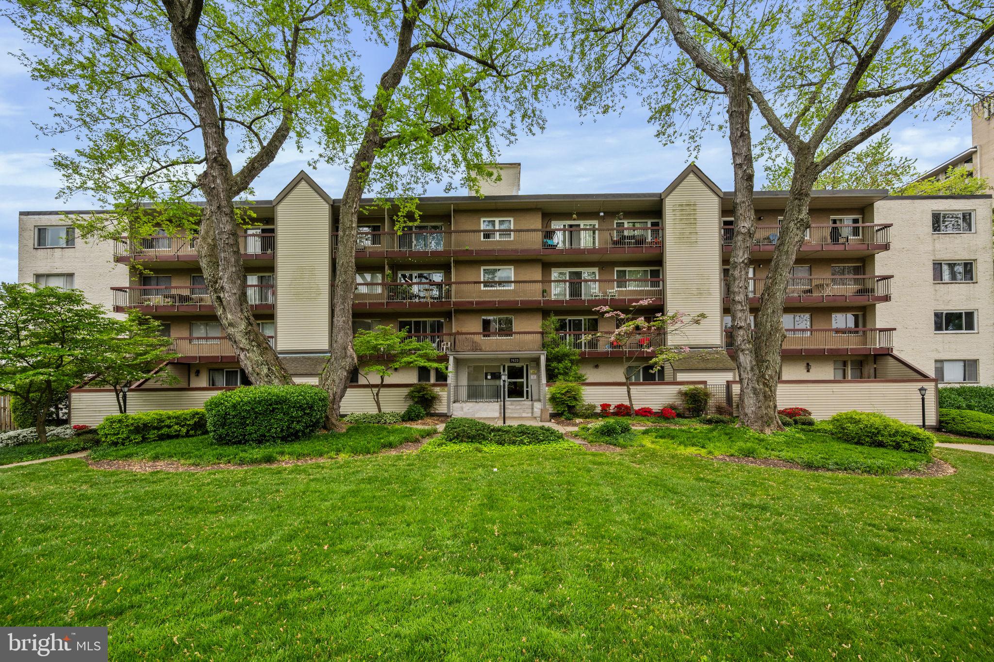 WEST SPRING - Residential