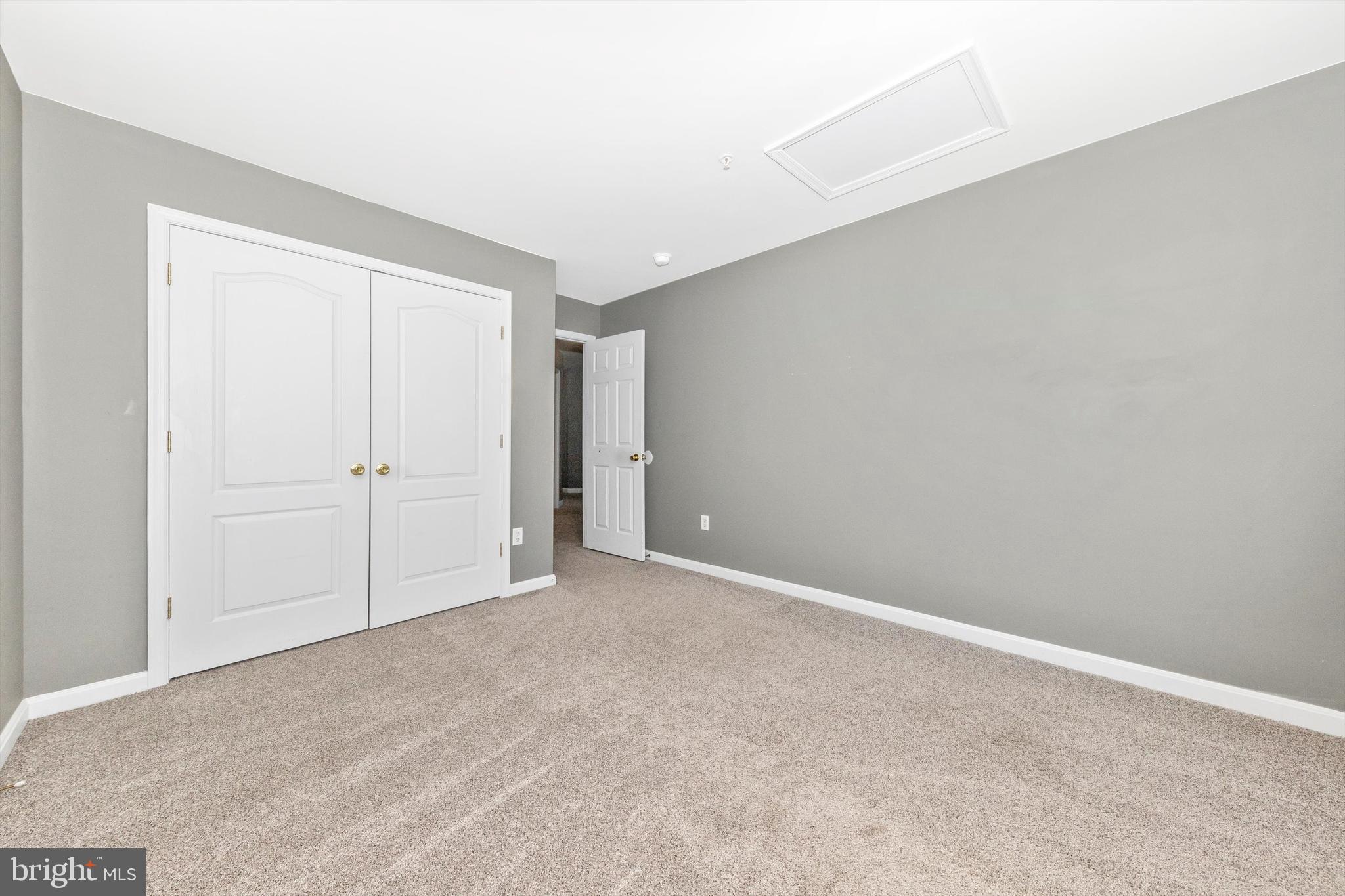 KENSINGTON VILLAS - Residential