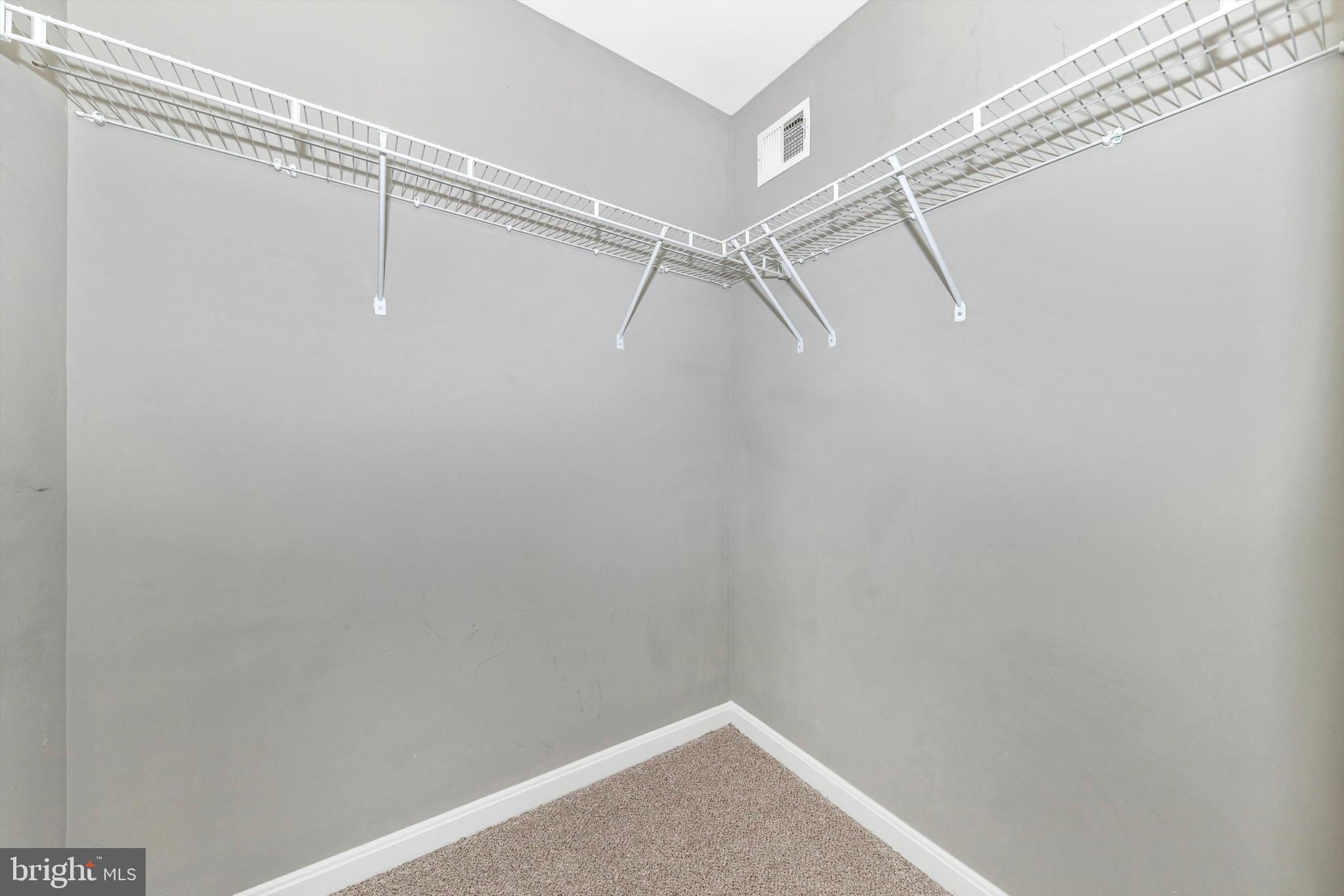 KENSINGTON VILLAS - Residential