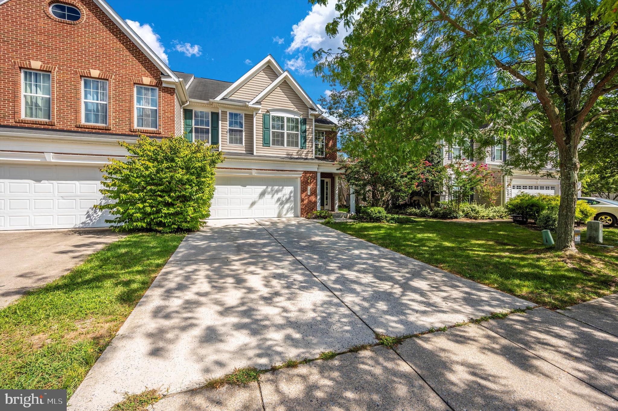 KENSINGTON VILLAS - Residential