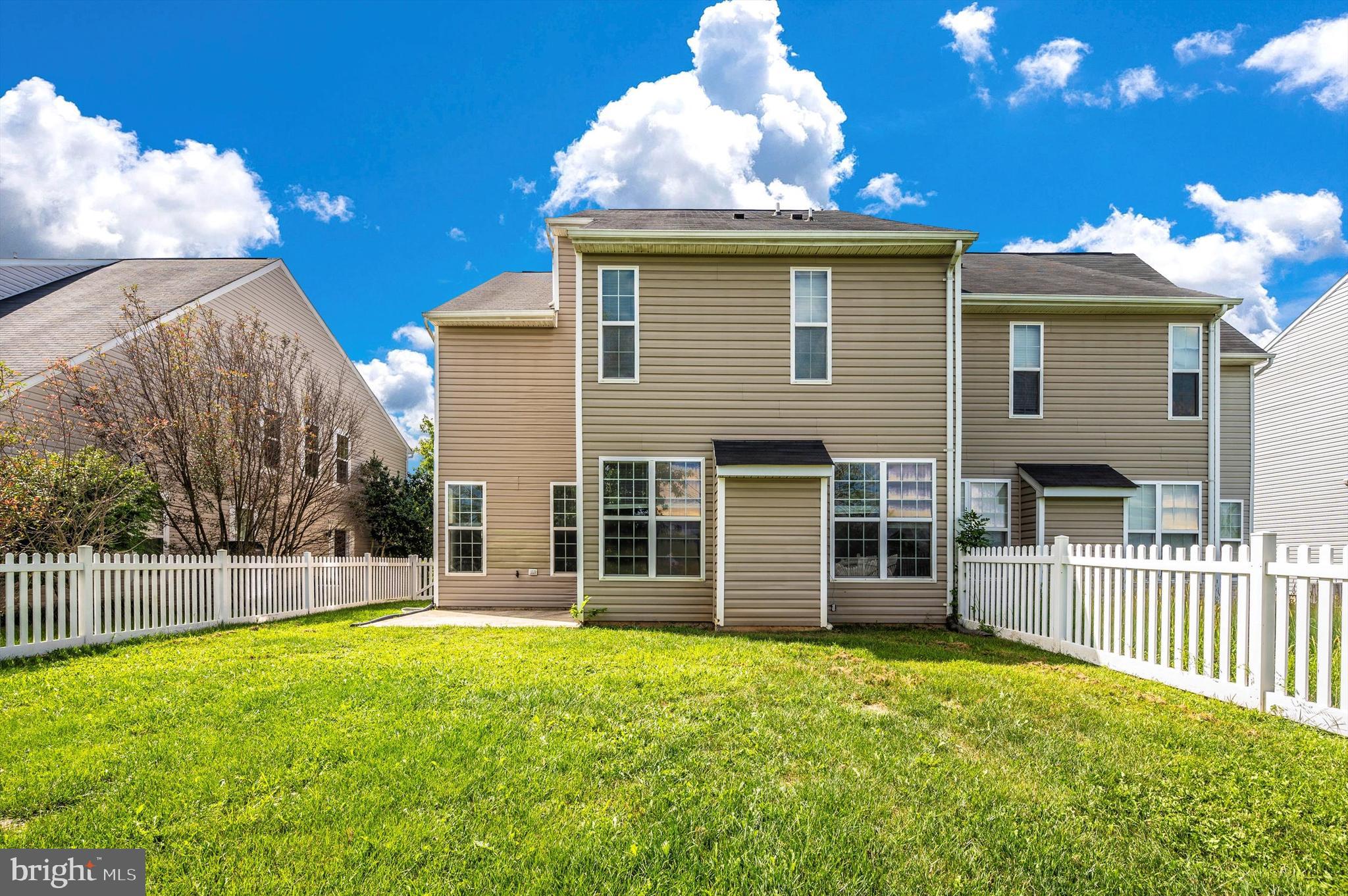 KENSINGTON VILLAS - Residential