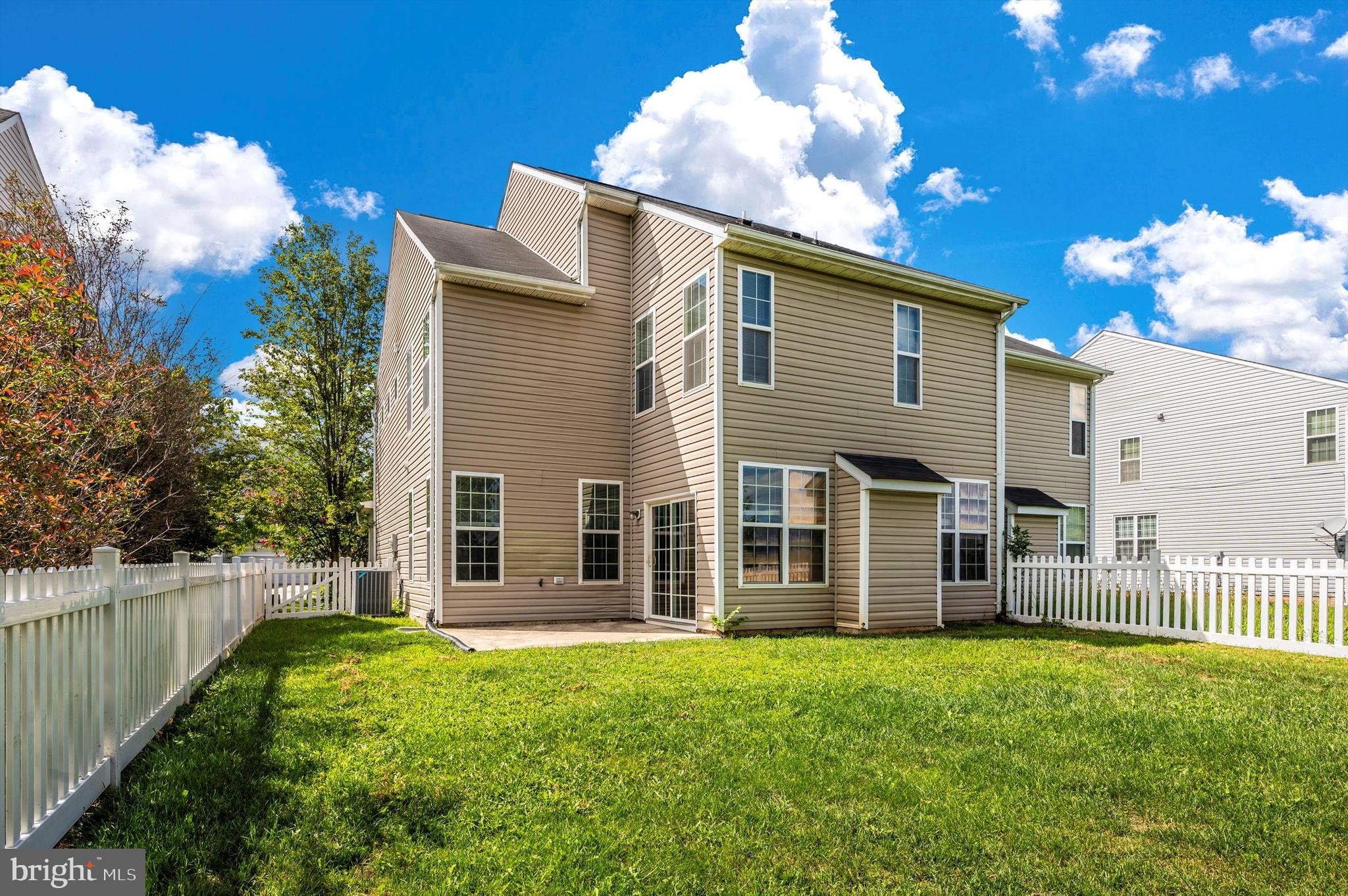 KENSINGTON VILLAS - Residential