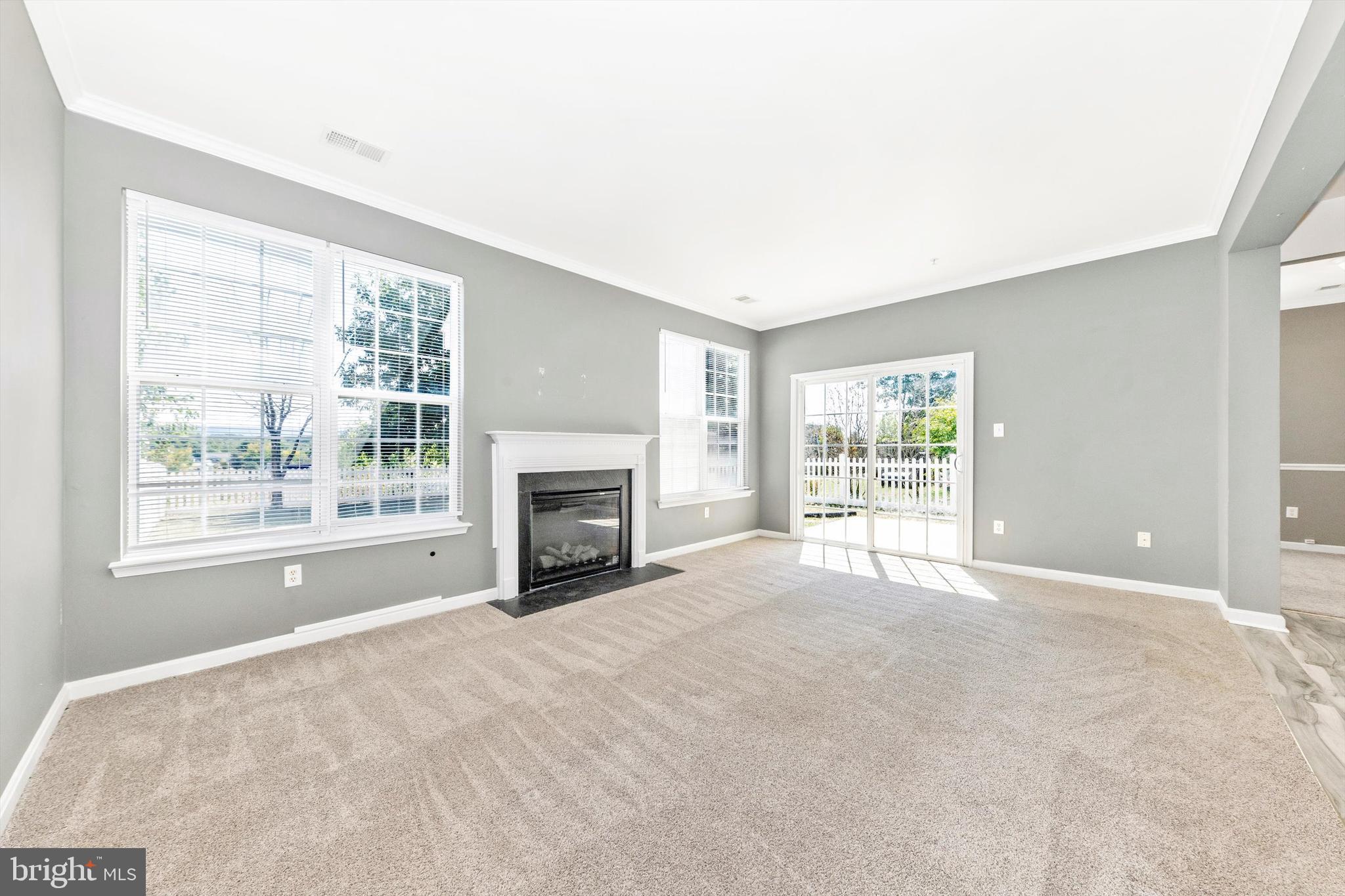 KENSINGTON VILLAS - Residential