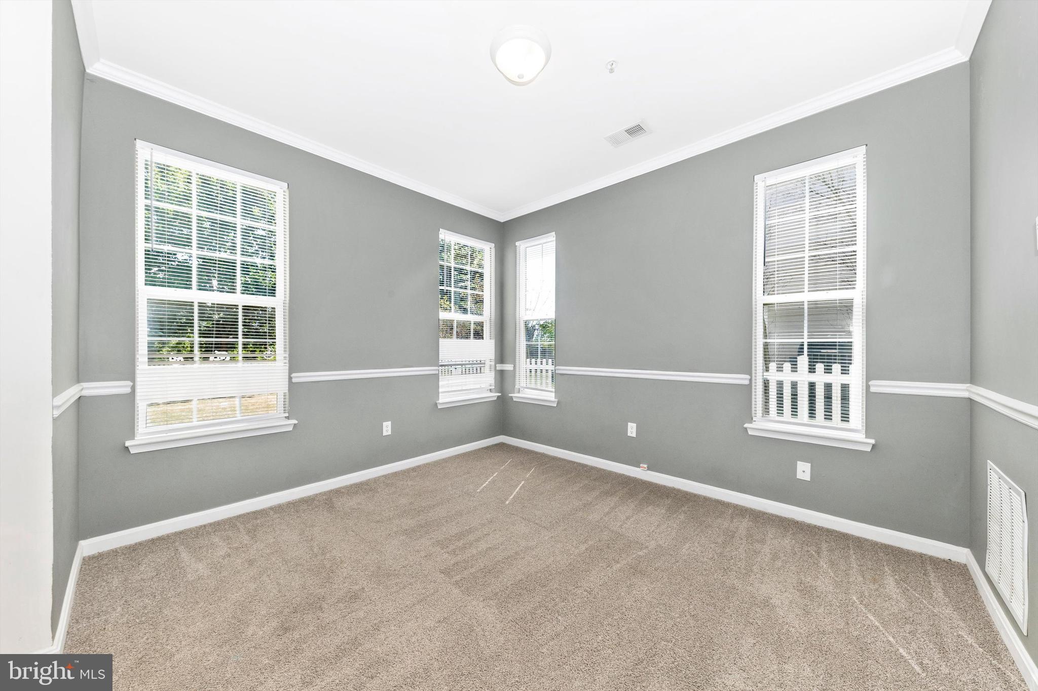 KENSINGTON VILLAS - Residential