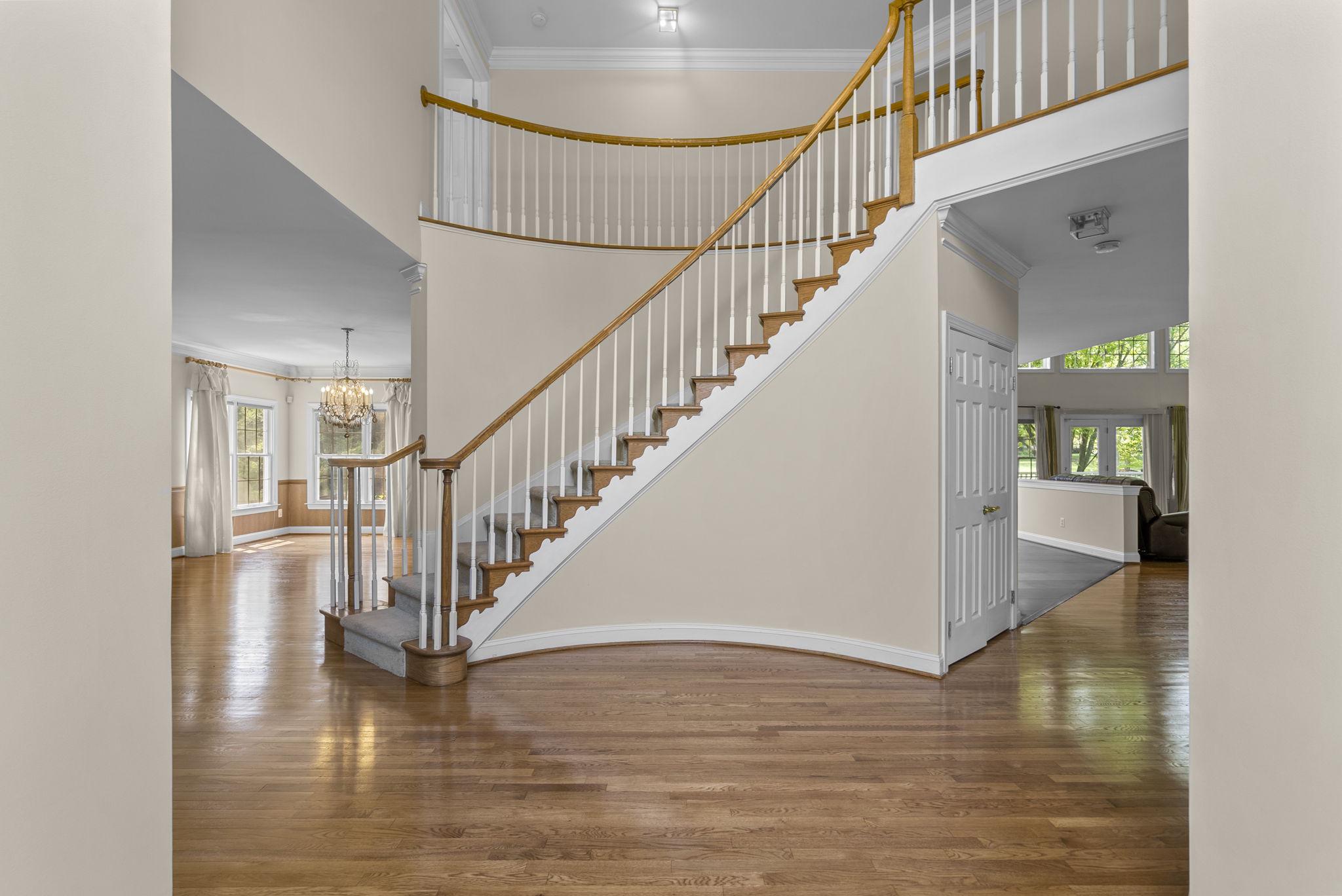 3807 PARK LAKE DRIVE