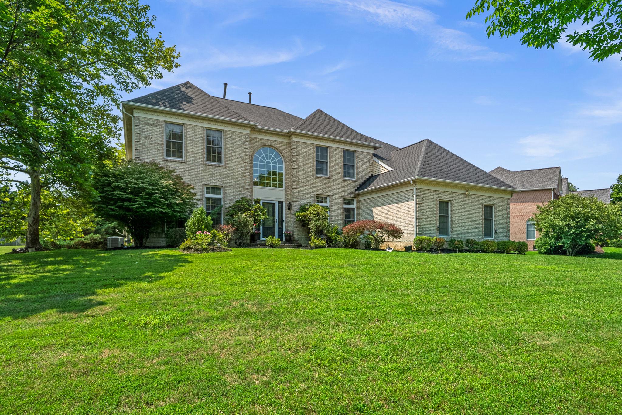 3807 PARK LAKE DRIVE