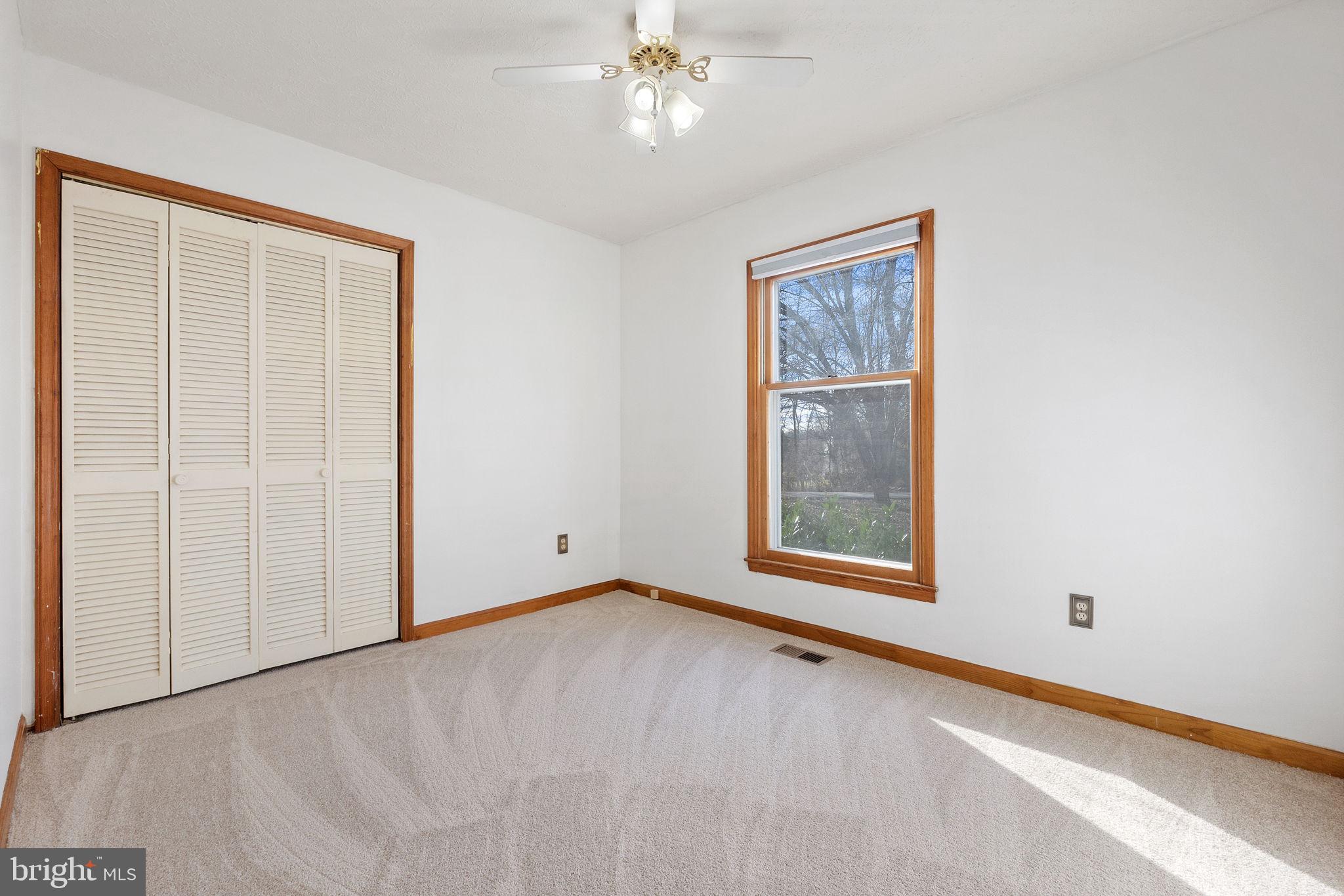 PEMBROKE GROVE - Residential