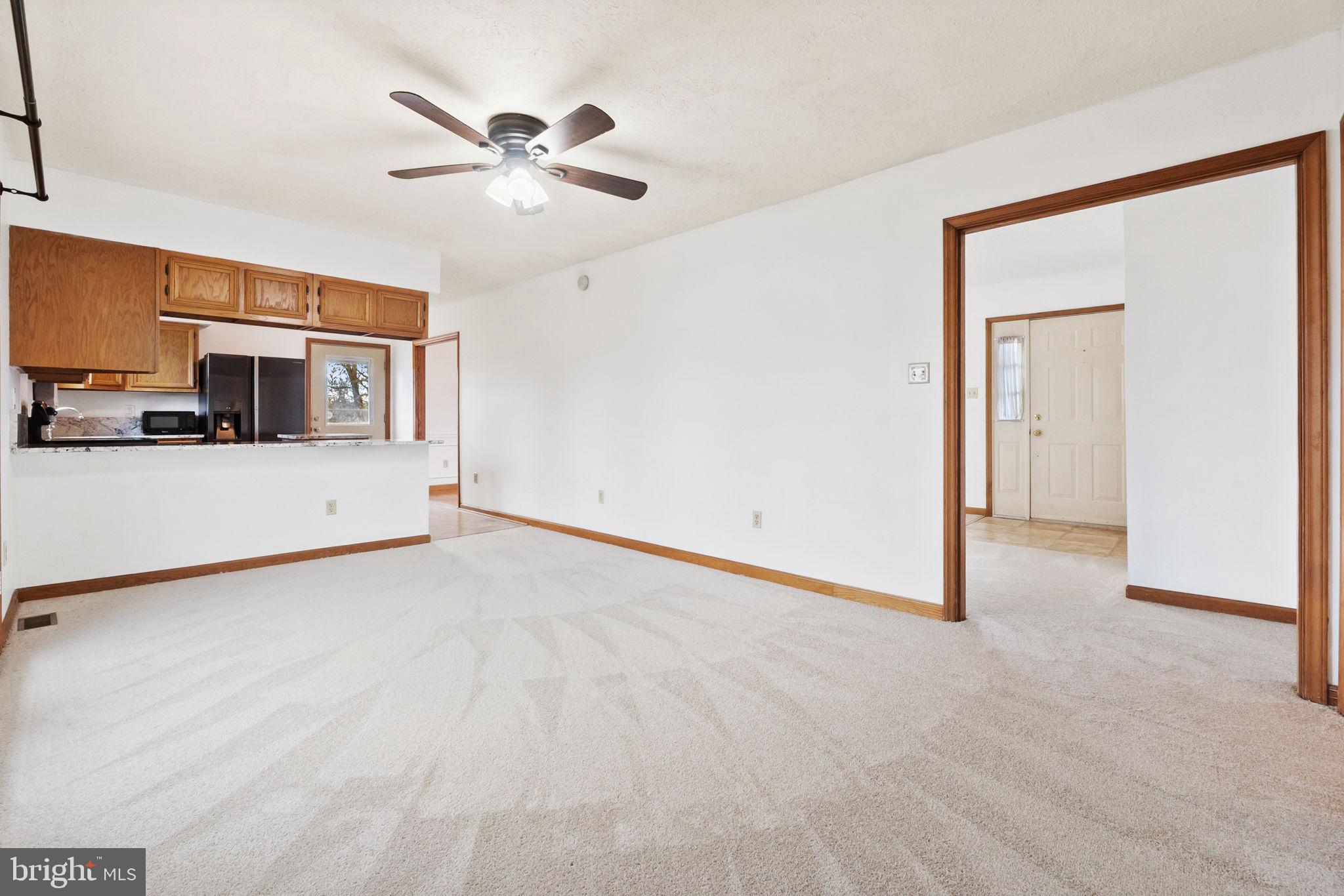 PEMBROKE GROVE - Residential