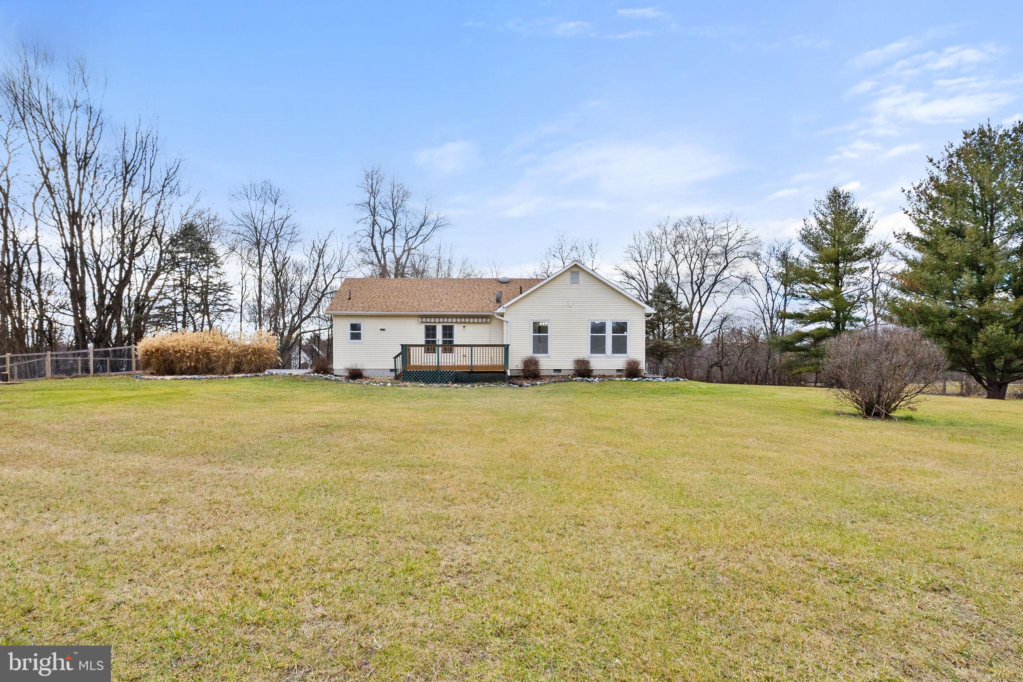 PEMBROKE GROVE - Residential