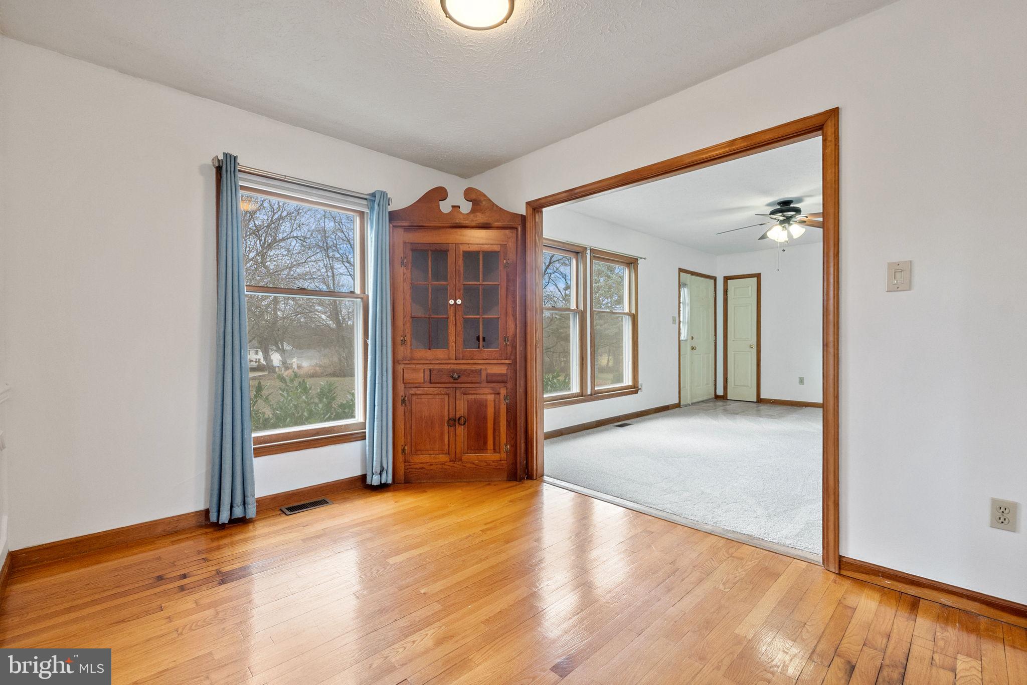 PEMBROKE GROVE - Residential