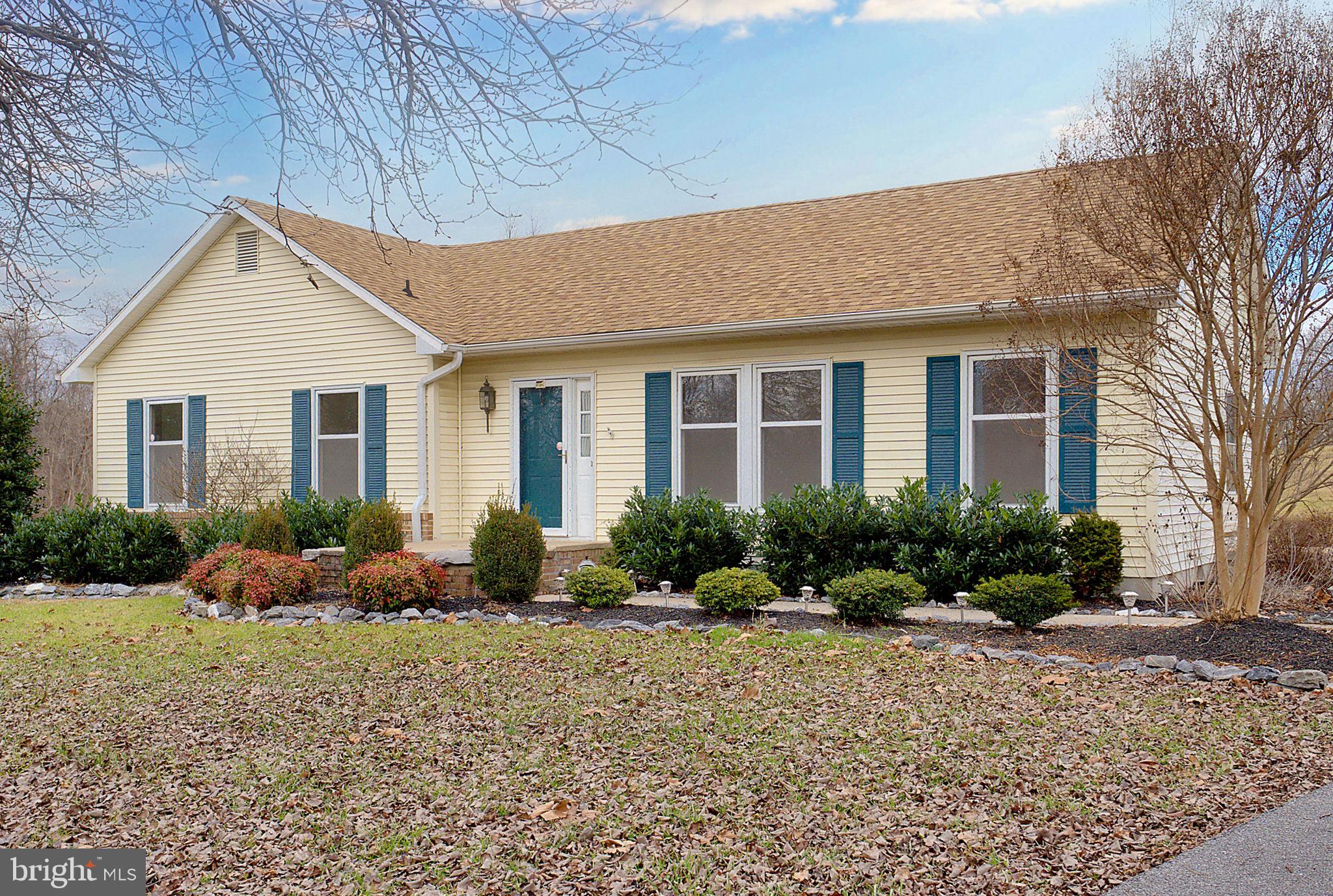 PEMBROKE GROVE - Residential