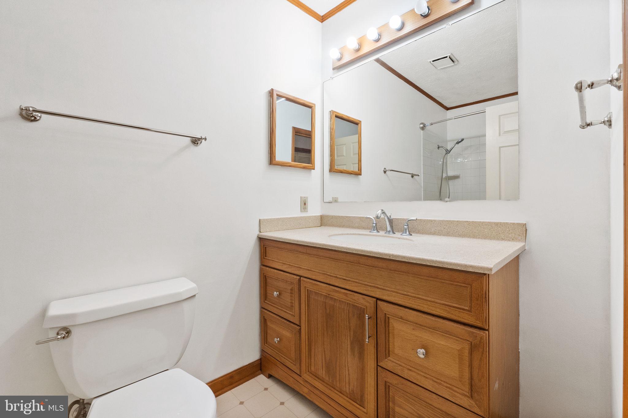 PEMBROKE GROVE - Residential