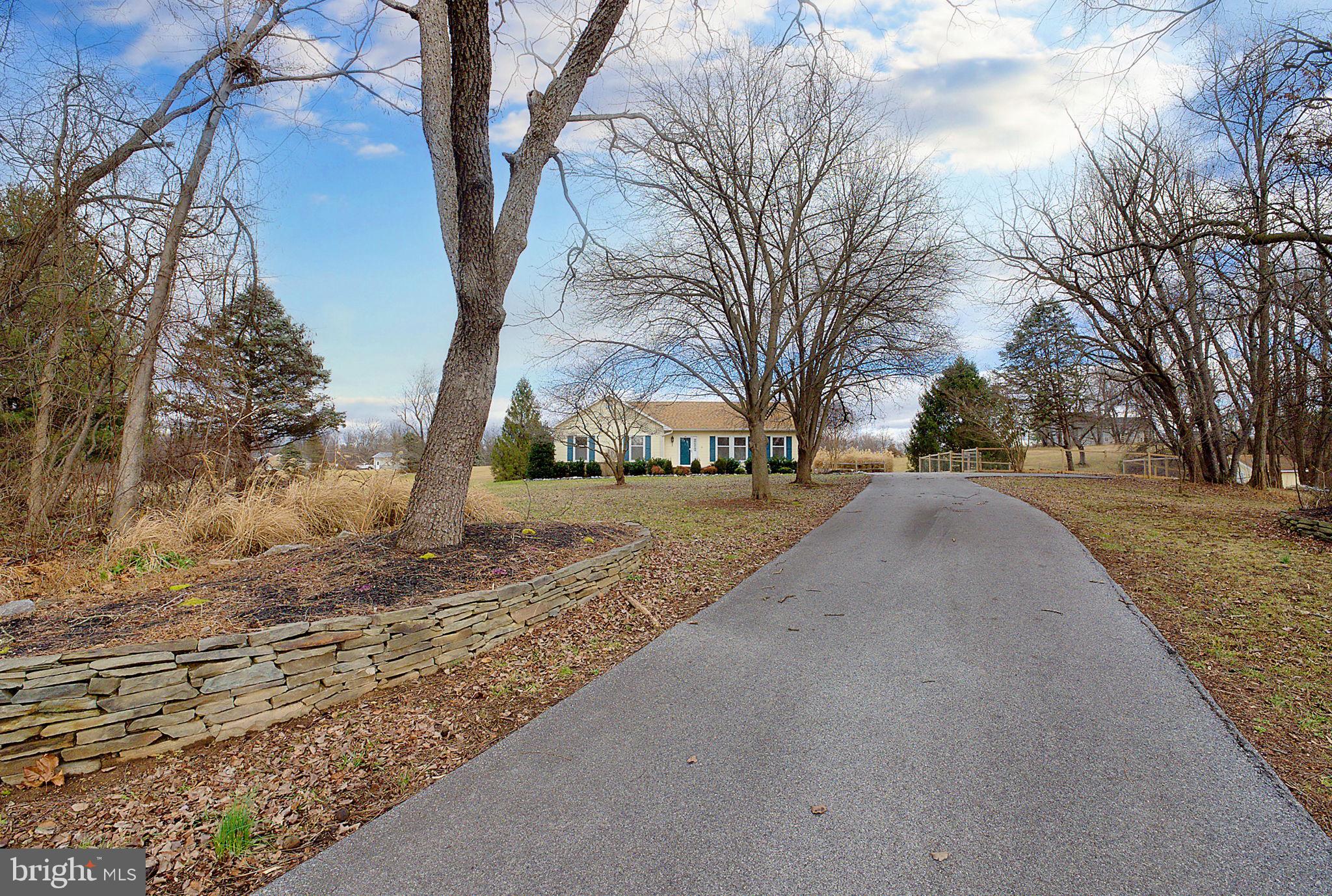 PEMBROKE GROVE - Residential