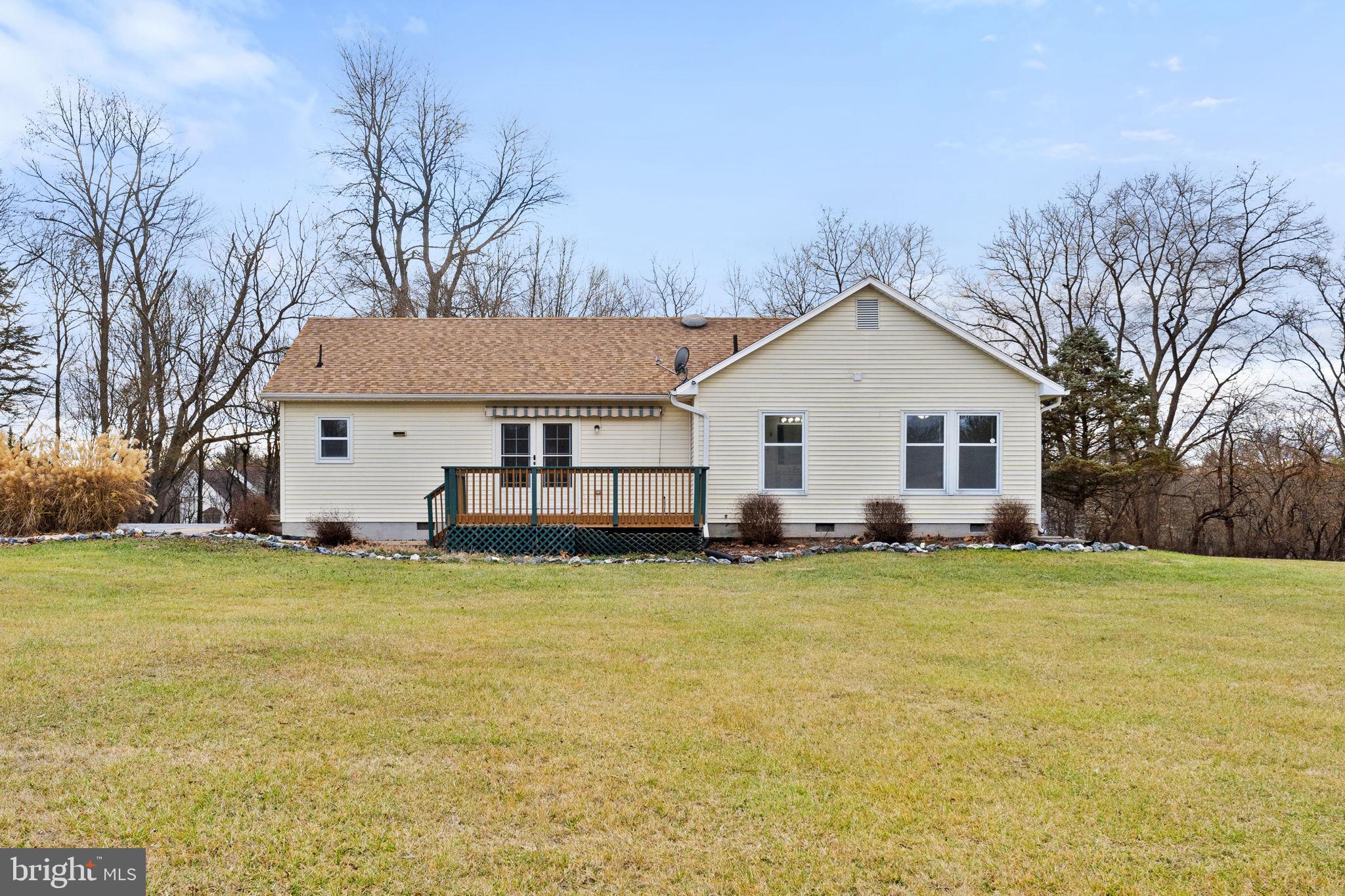 PEMBROKE GROVE - Residential