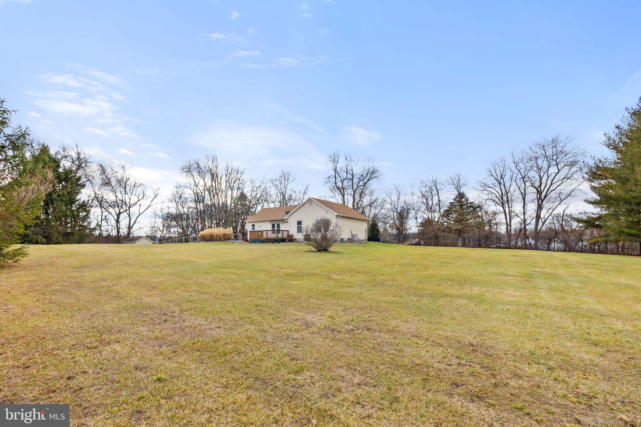 PEMBROKE GROVE - Residential