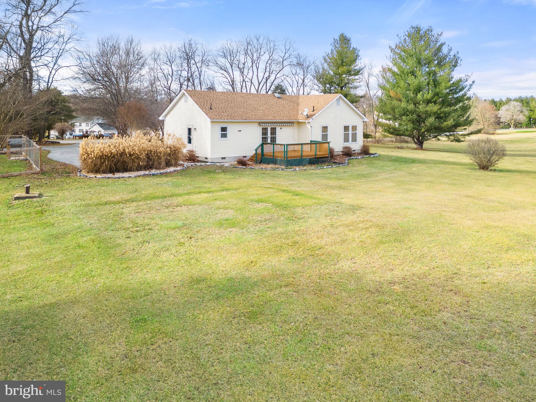 PEMBROKE GROVE - Residential