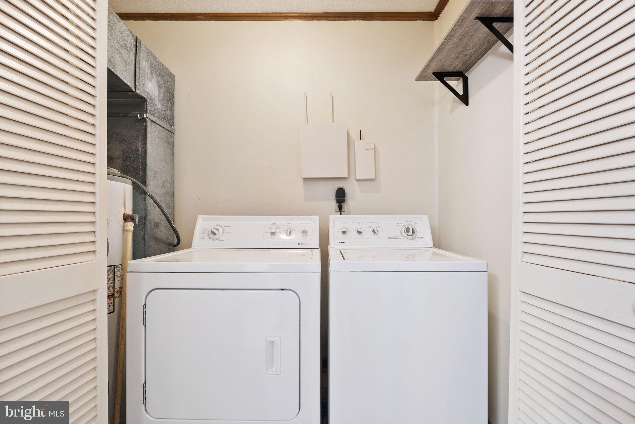 PEMBROKE GROVE - Residential