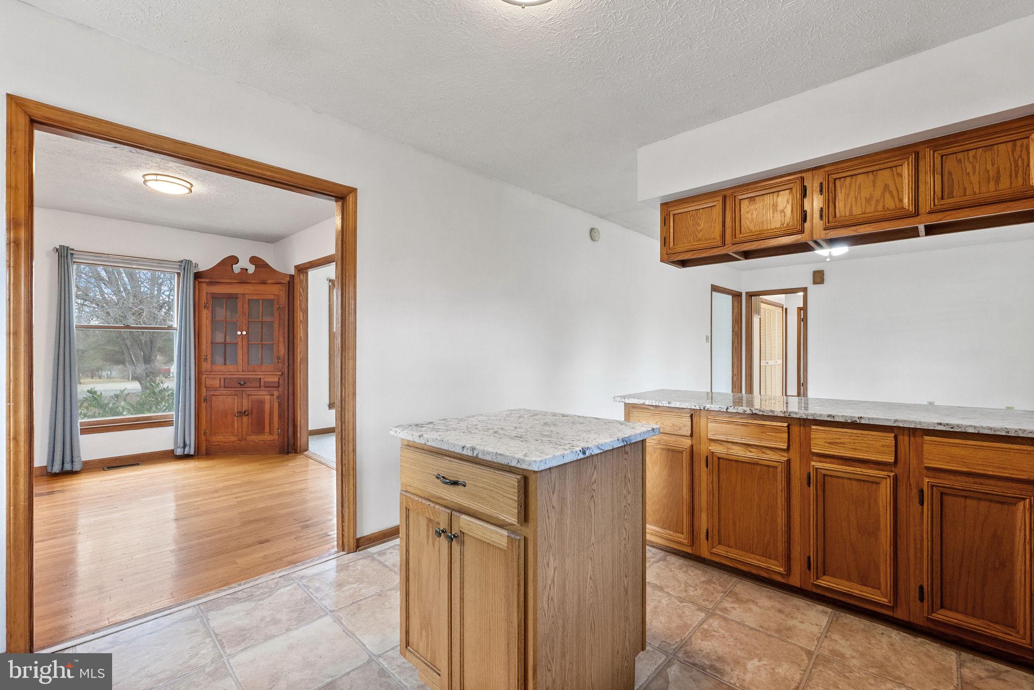 PEMBROKE GROVE - Residential