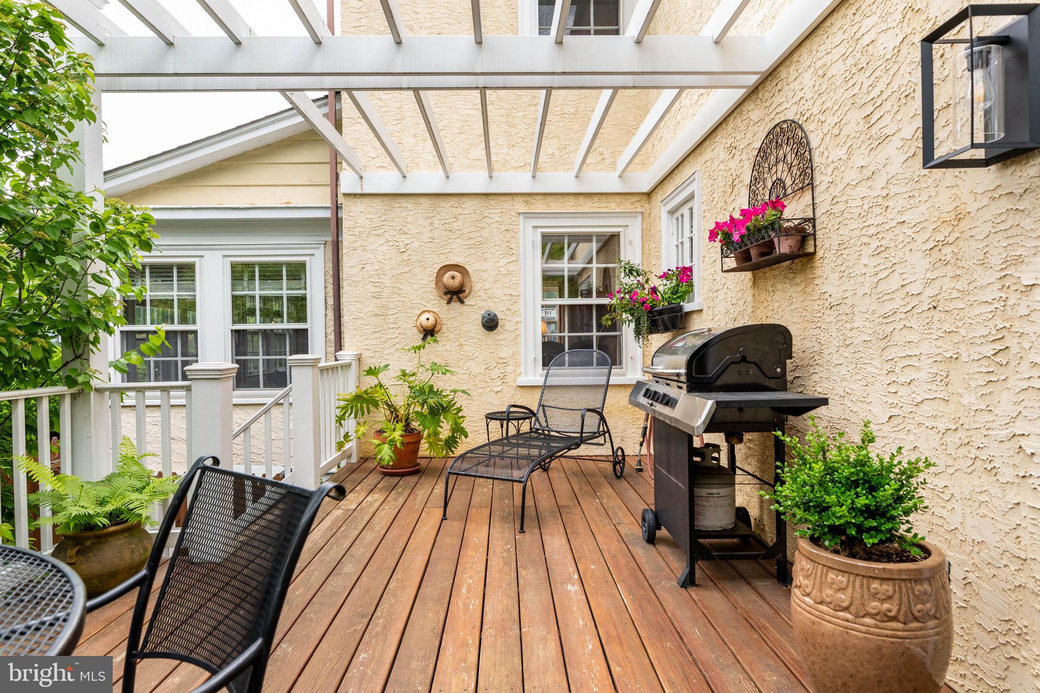 NORTH WAYNE - Residential