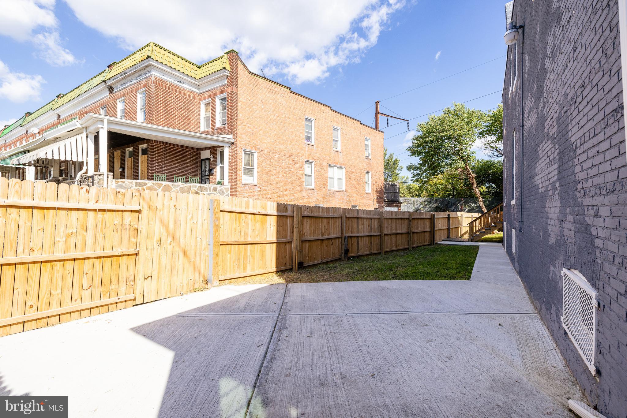 CARROLL-SOUTH HILTON - Residential
