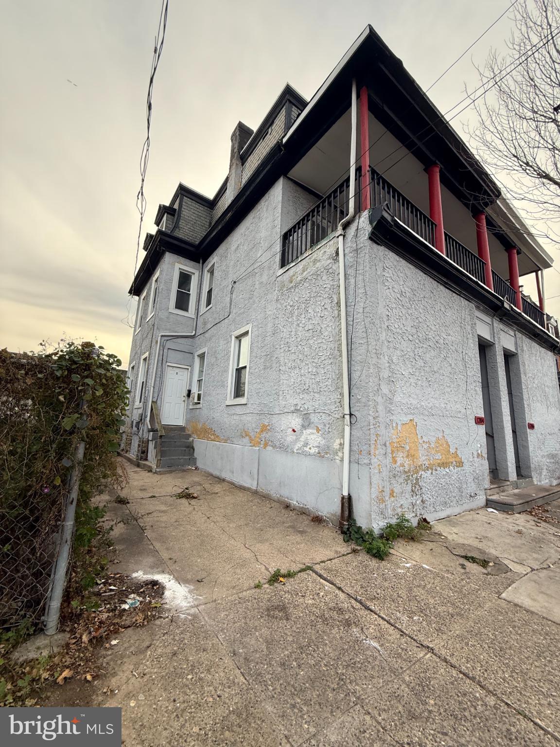 1204 W ROCKLAND STREET