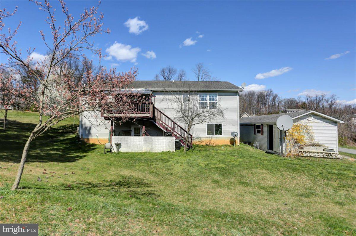 OPEQUON MEADOWS - Residential