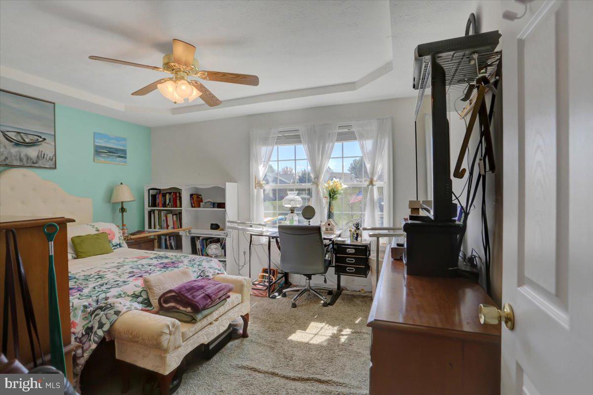 OPEQUON MEADOWS - Residential