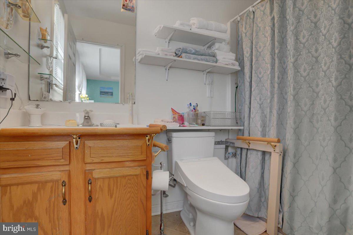 OPEQUON MEADOWS - Residential