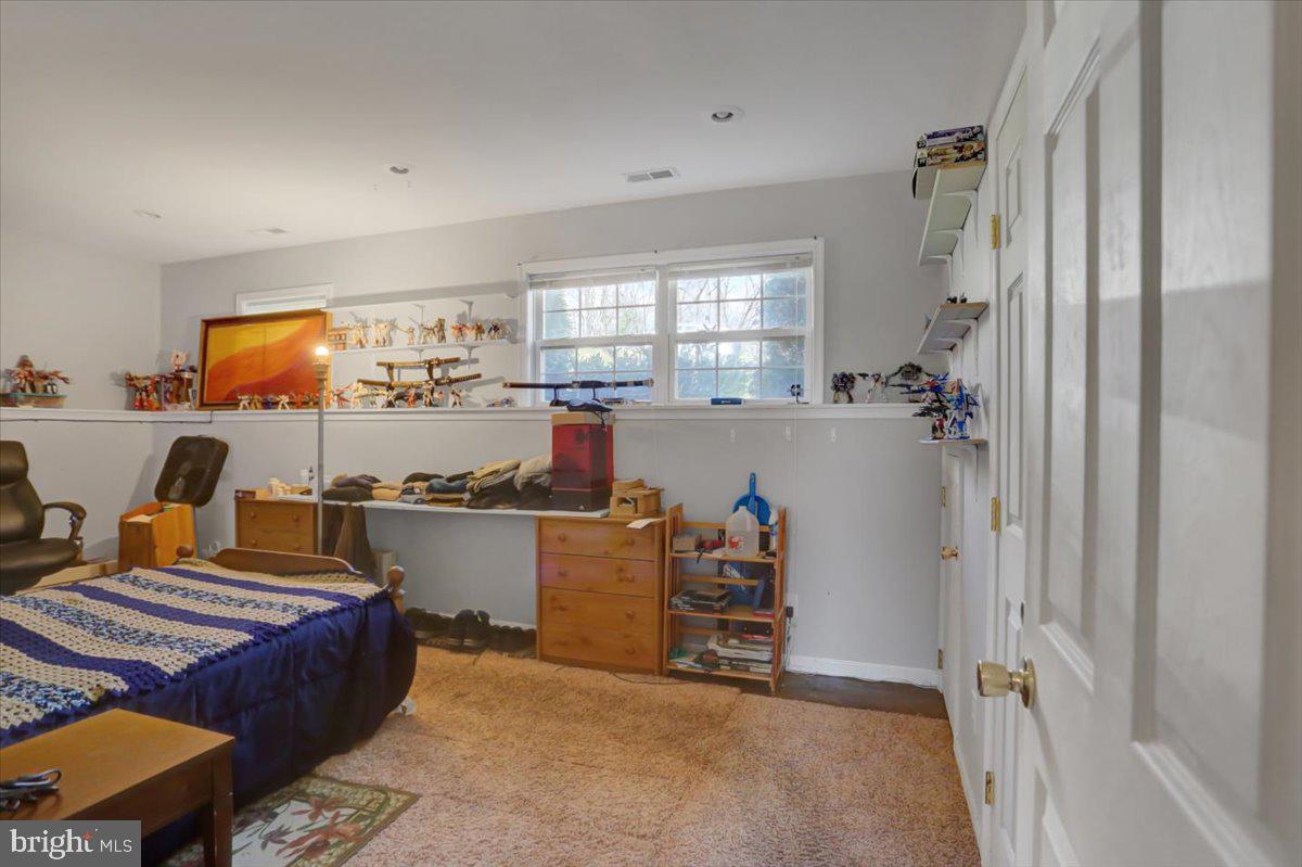 OPEQUON MEADOWS - Residential