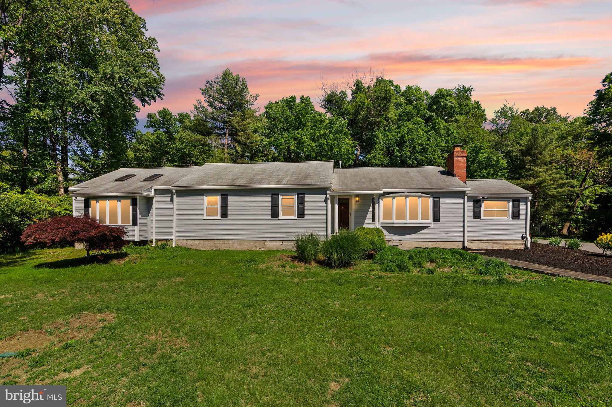 815 SENECA ROAD