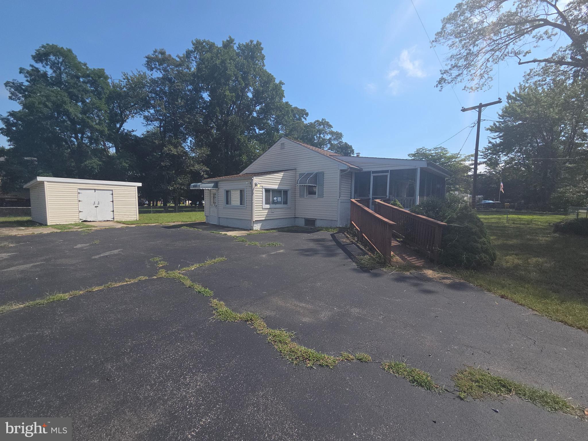 ROCKWOOD - Residential