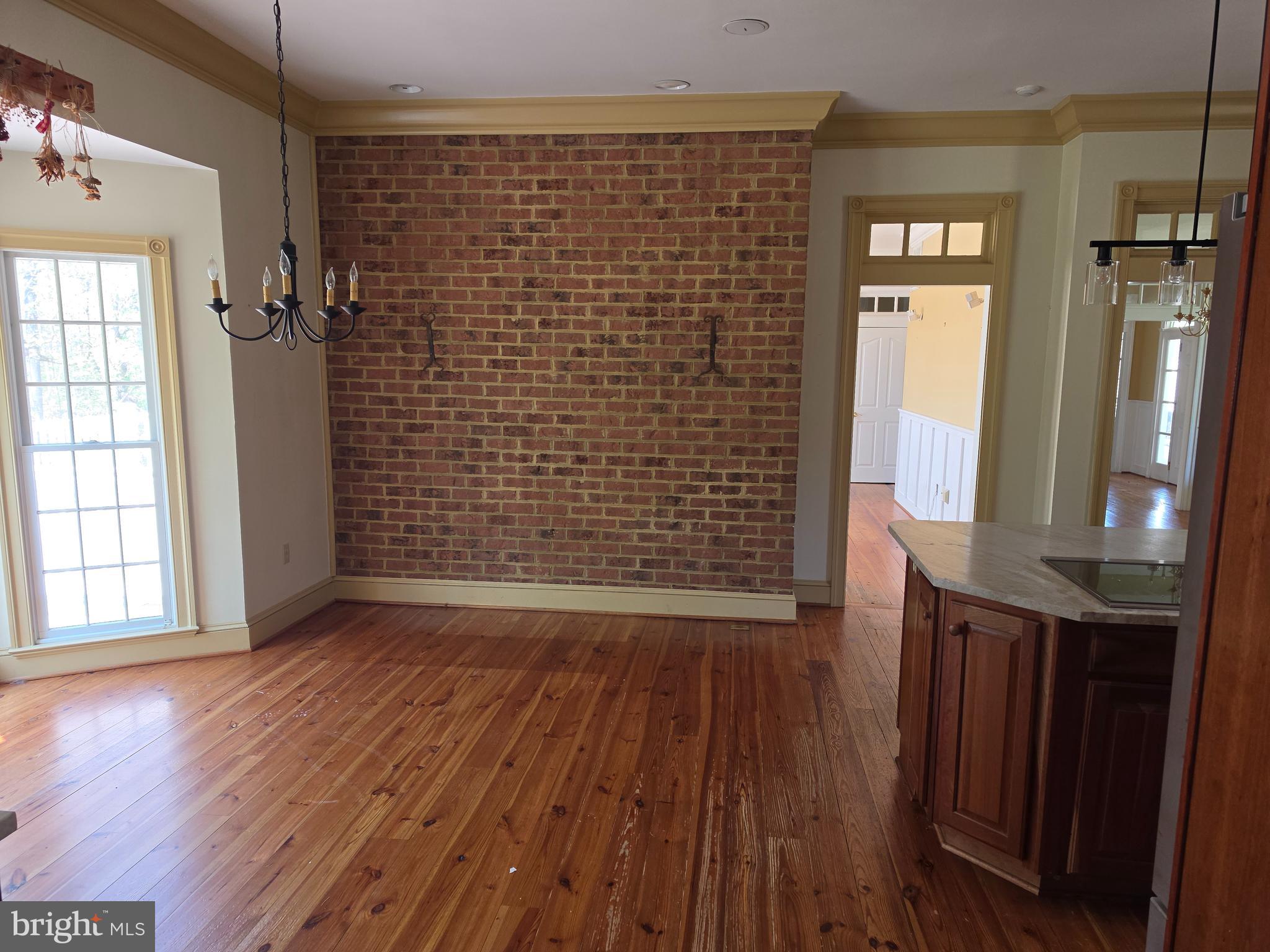 TWIN HILLS - Residential