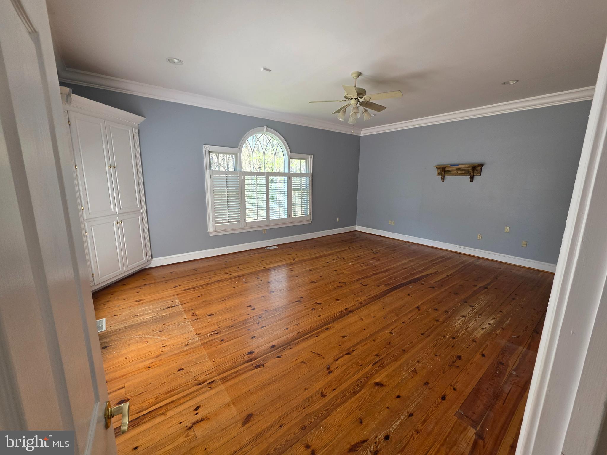 TWIN HILLS - Residential