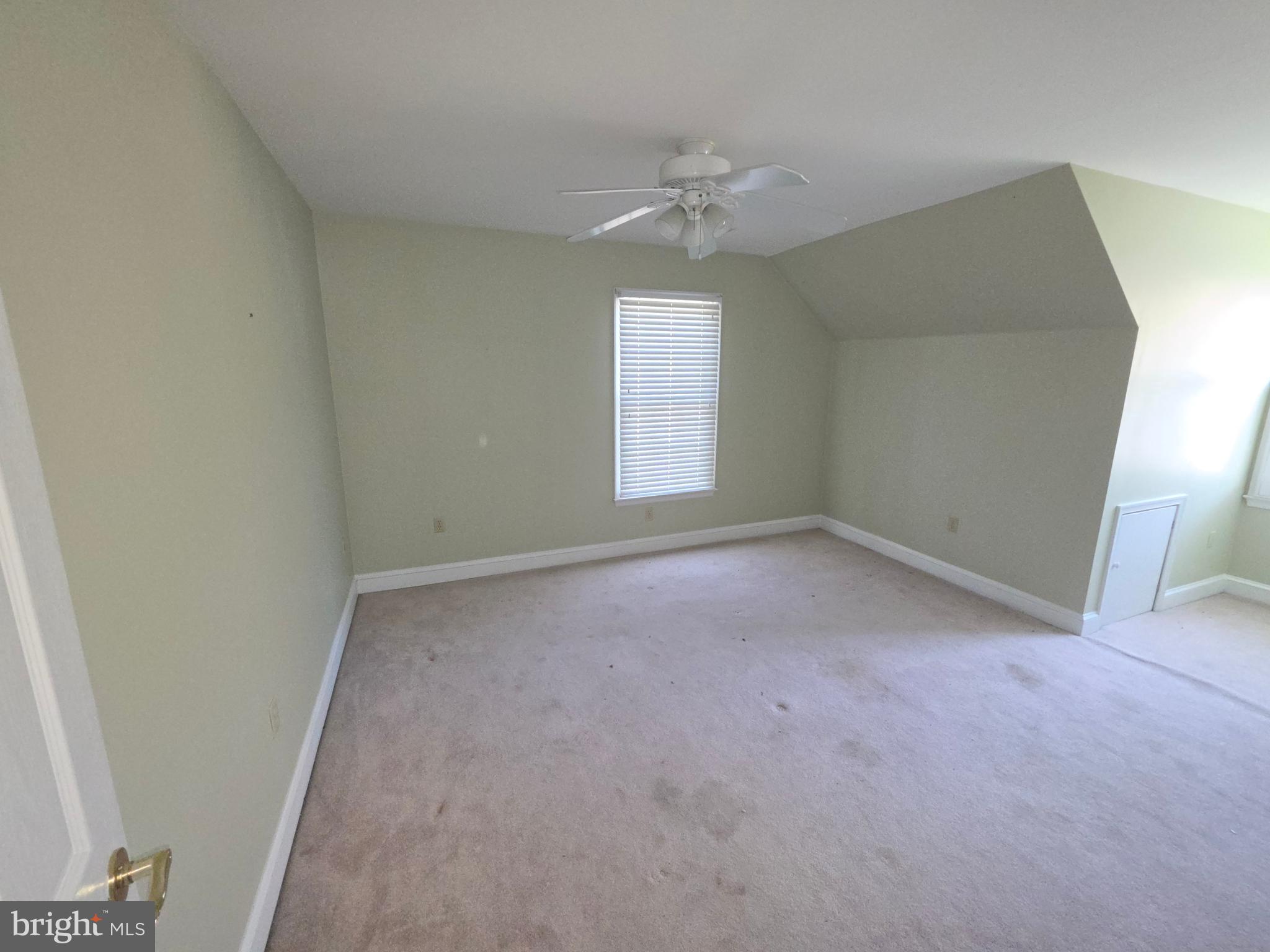 TWIN HILLS - Residential