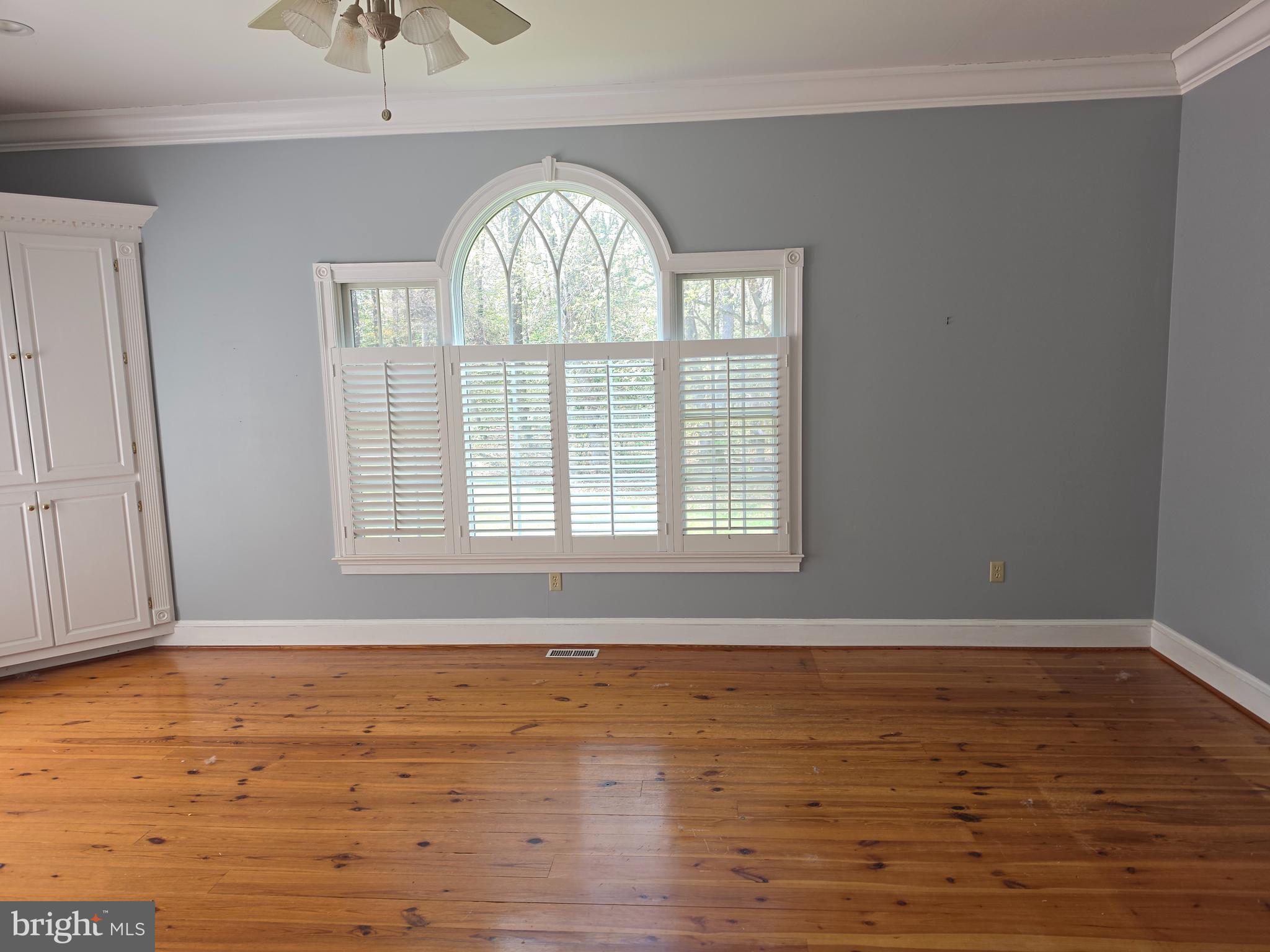 TWIN HILLS - Residential