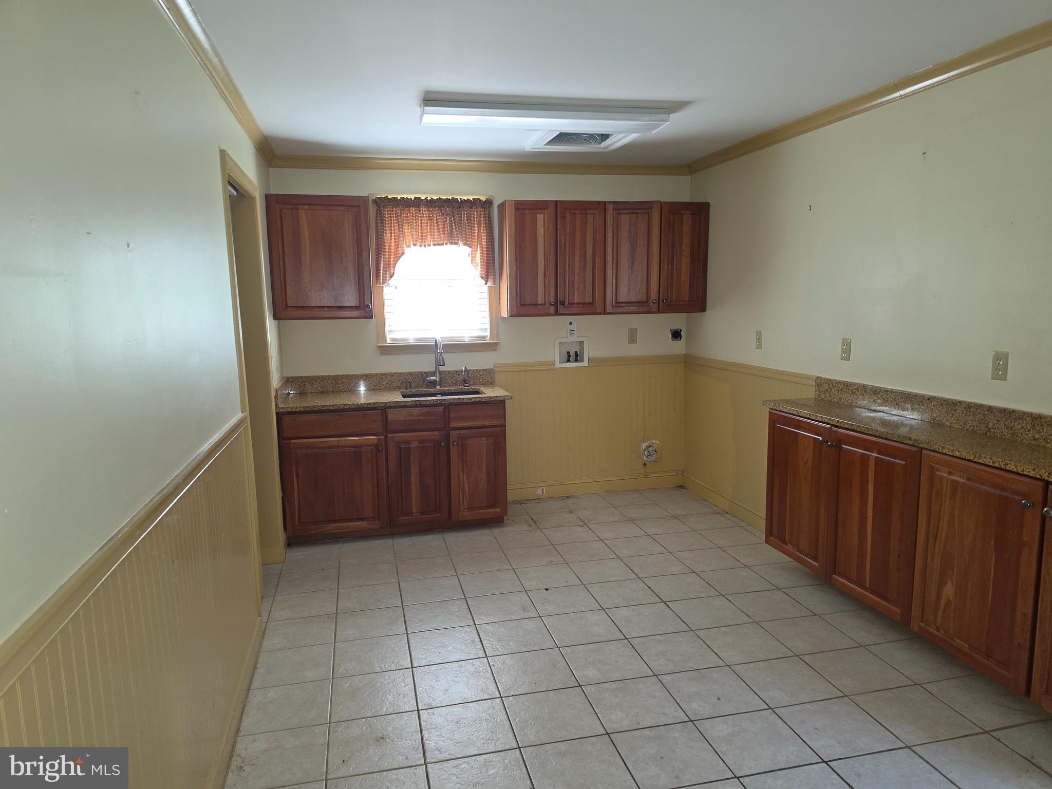 TWIN HILLS - Residential