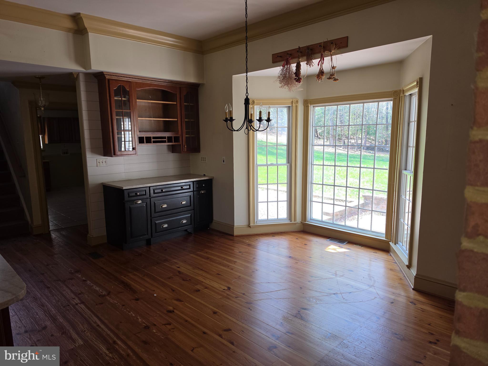 TWIN HILLS - Residential