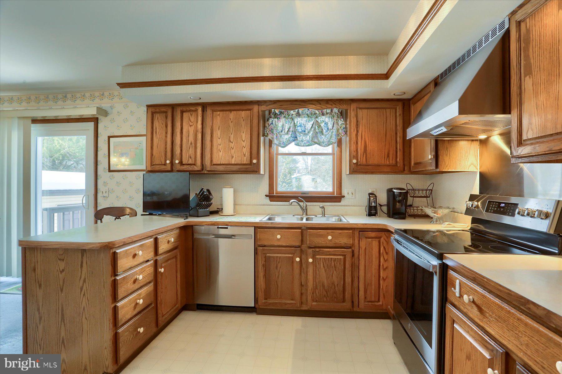 ELIZABETHTOWN - Residential