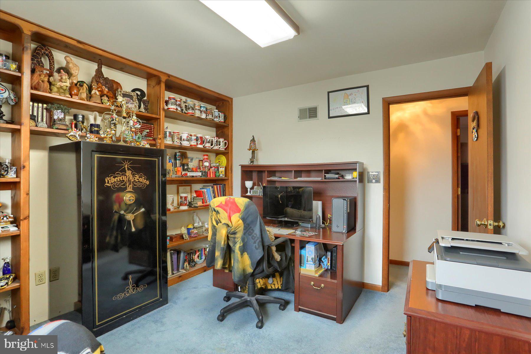 ELIZABETHTOWN - Residential