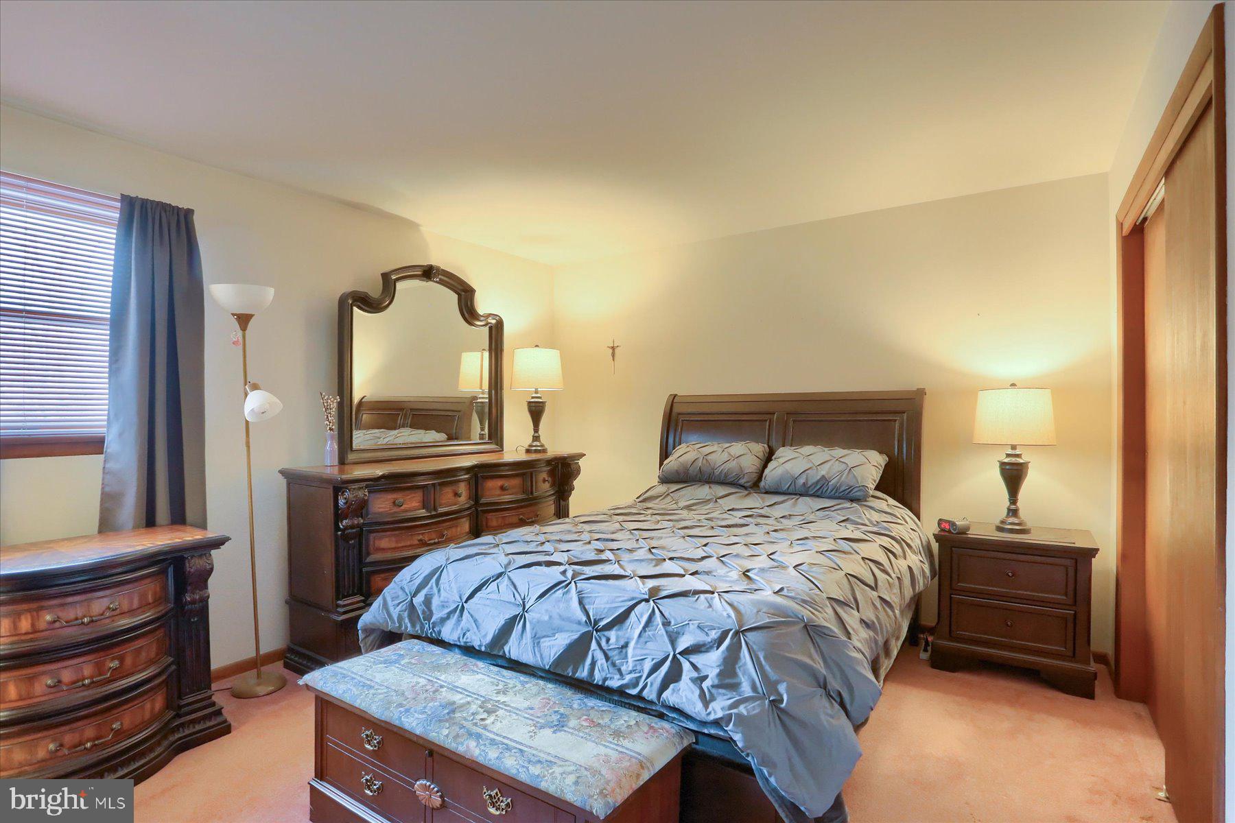 ELIZABETHTOWN - Residential