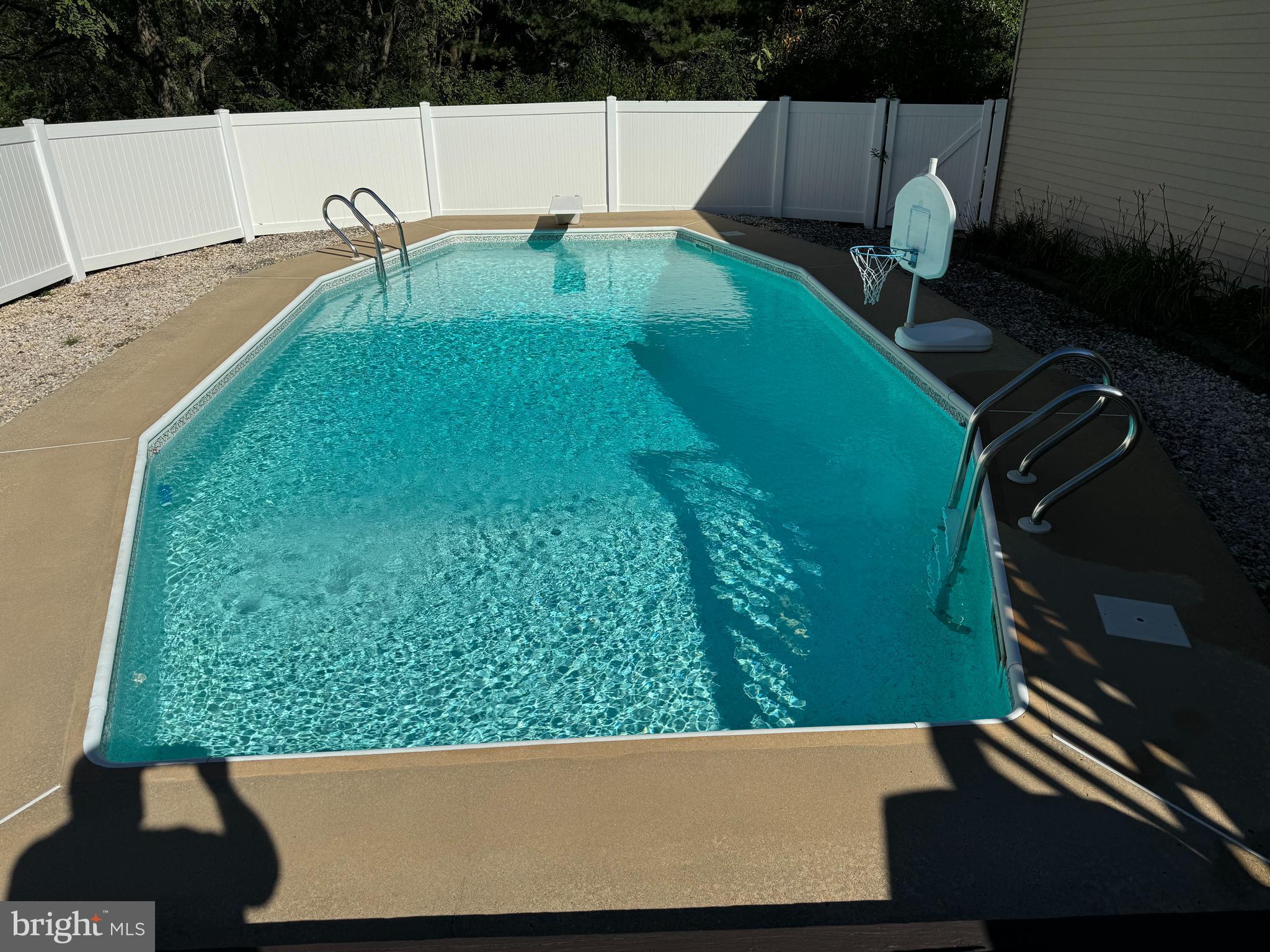 ELIZABETHTOWN - Residential