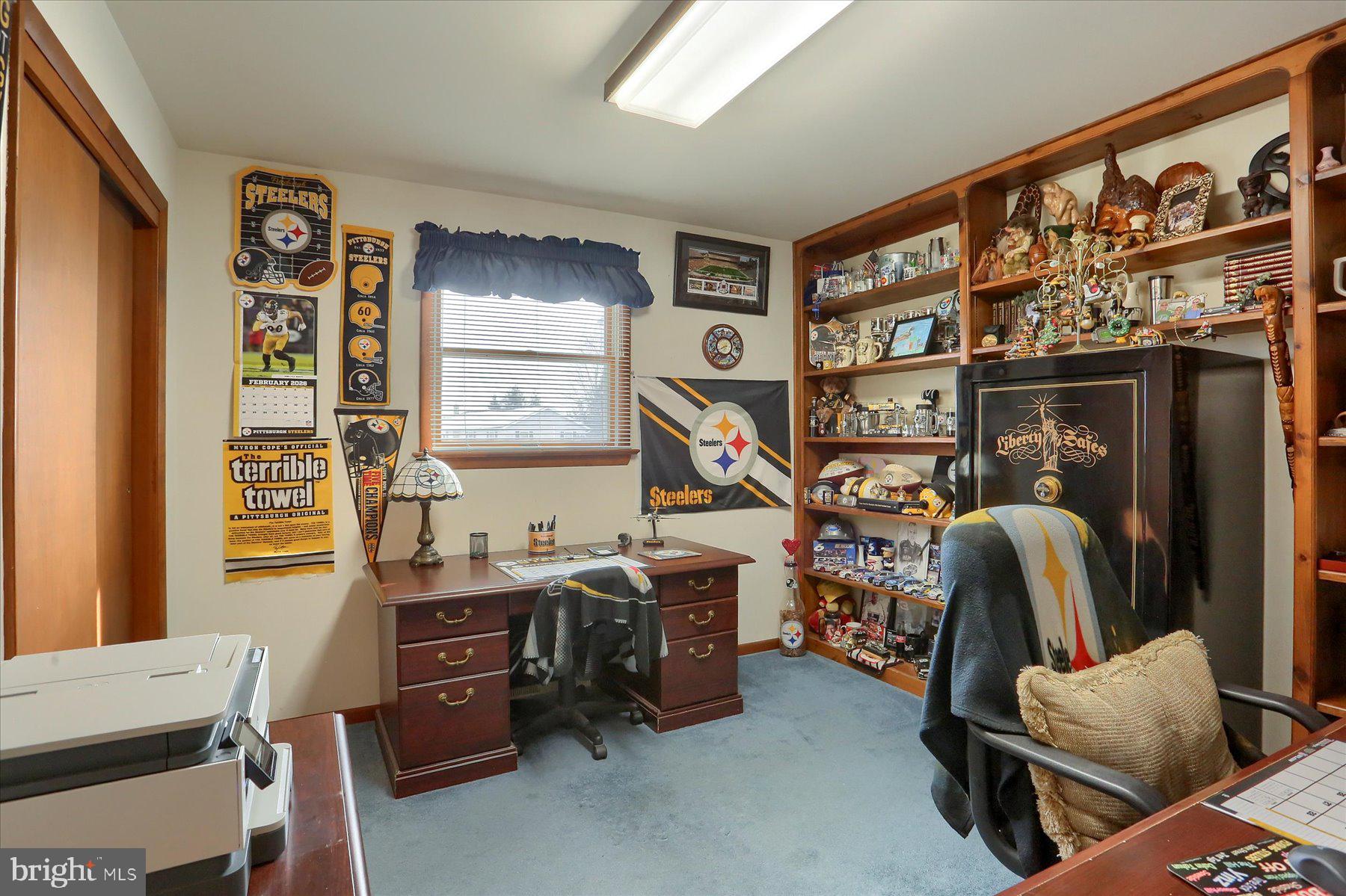 ELIZABETHTOWN - Residential