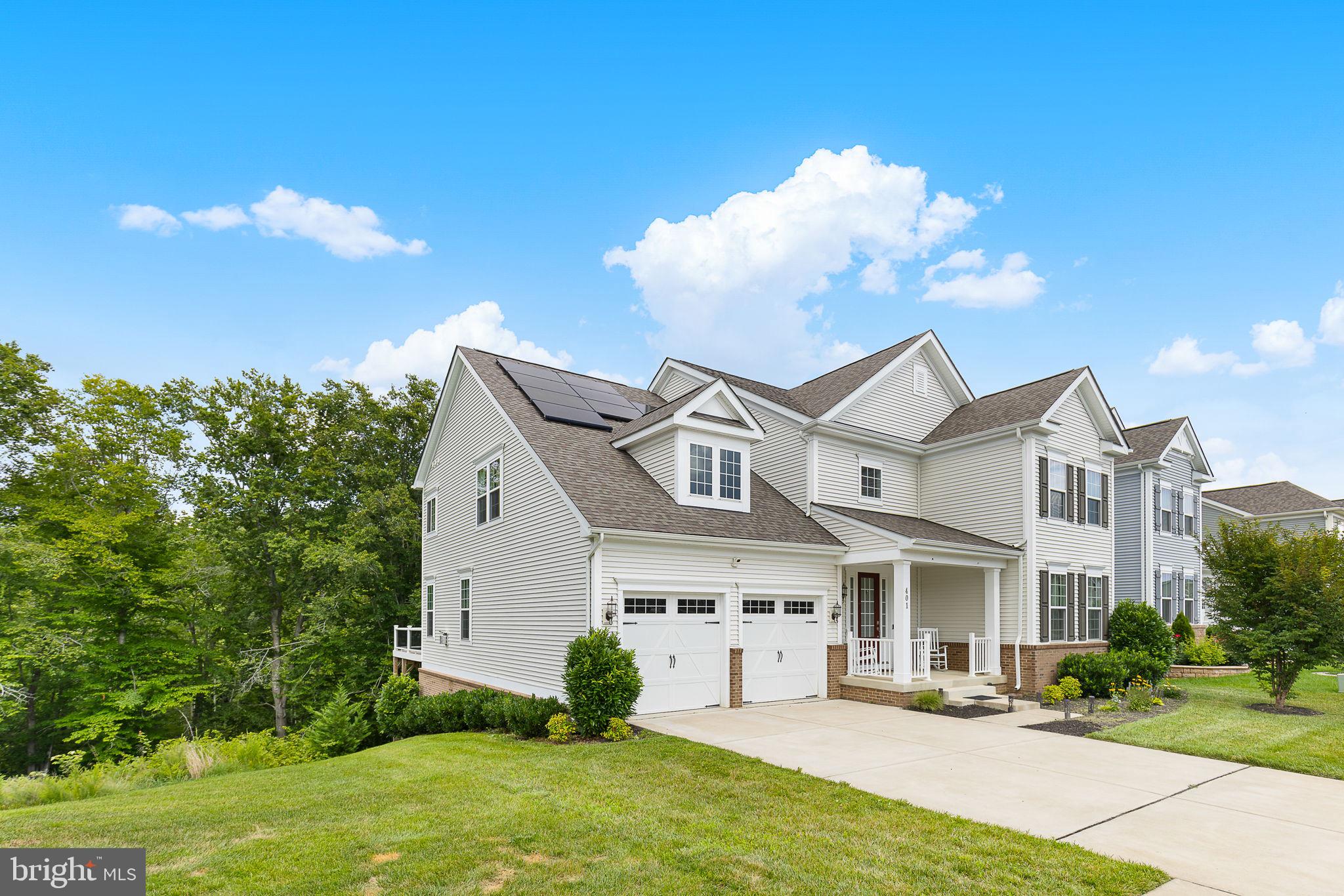 401 DAYLILY LANE