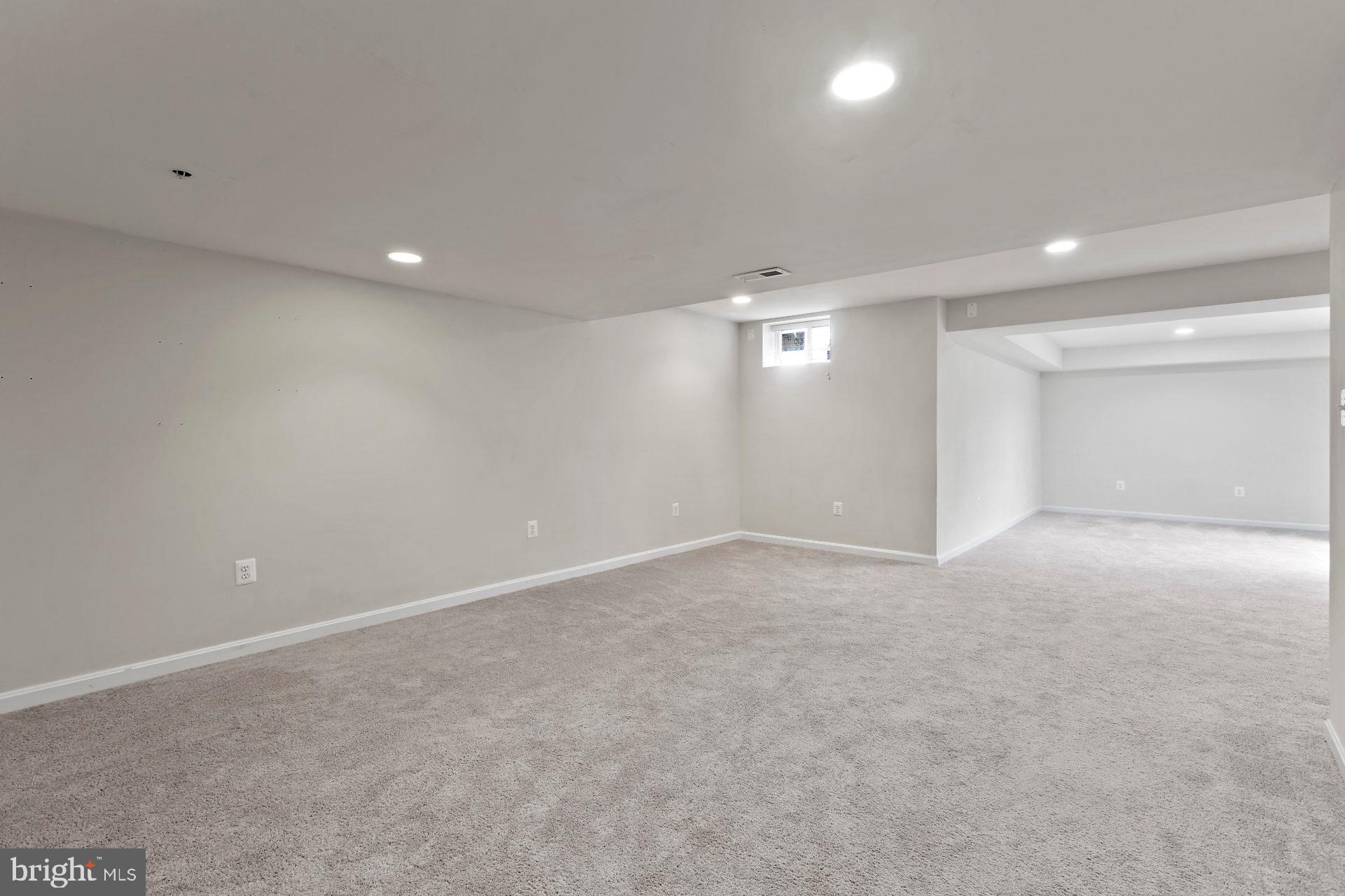 CLEMENTS LANDING - Residential