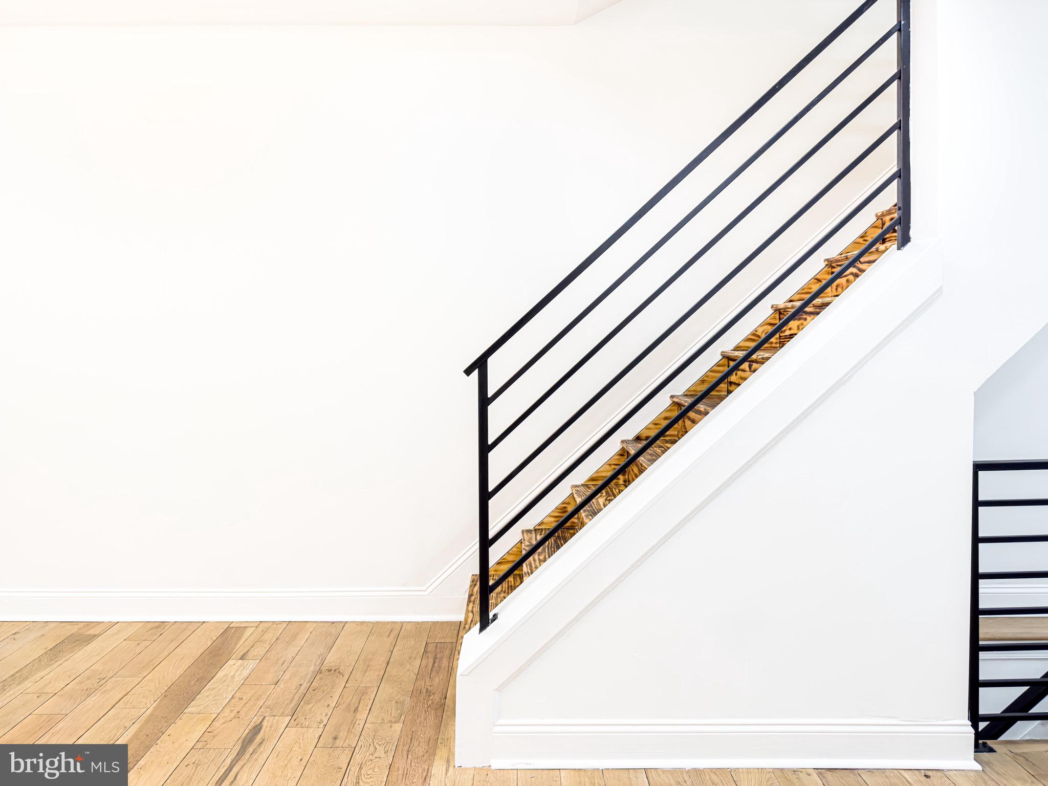 WALNUT HILL - Residential