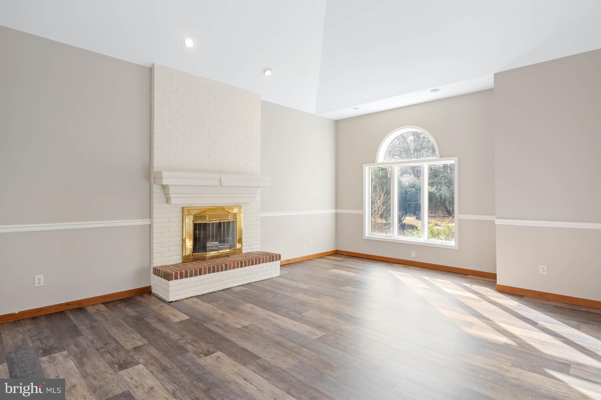 THE VINES OF SANDHILL - Residential